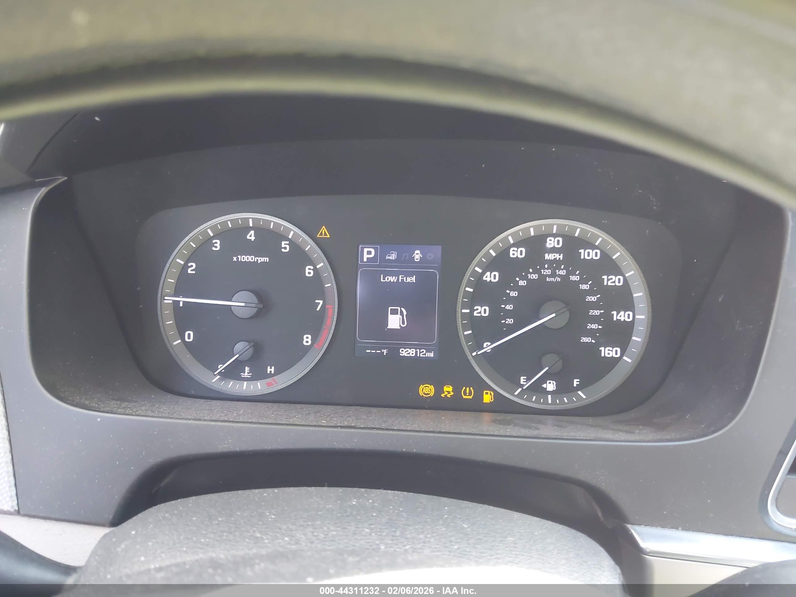 HYUNDAI SONATA image 7