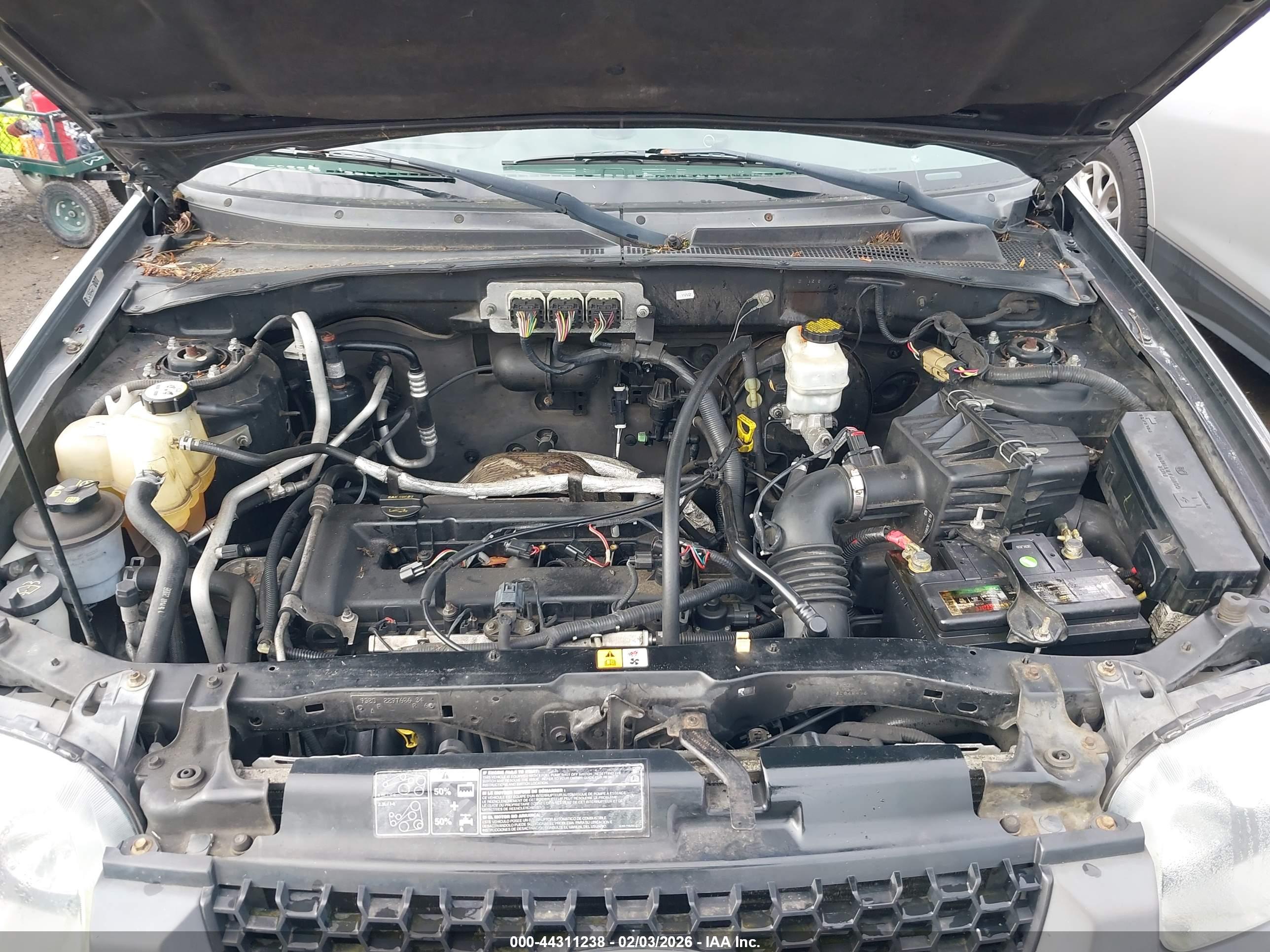 FORD ESCAPE image 10