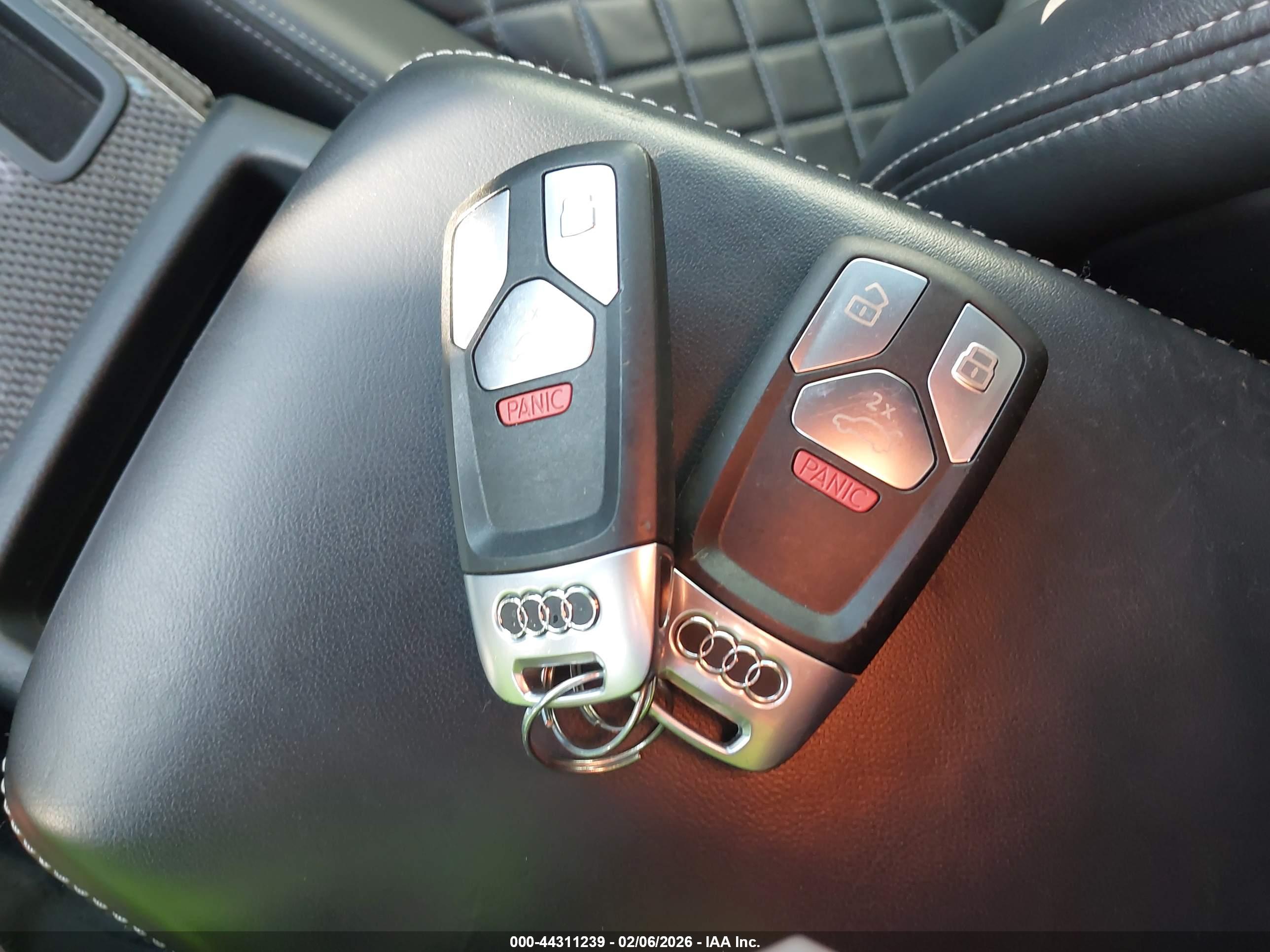 AUDI S5 image 11