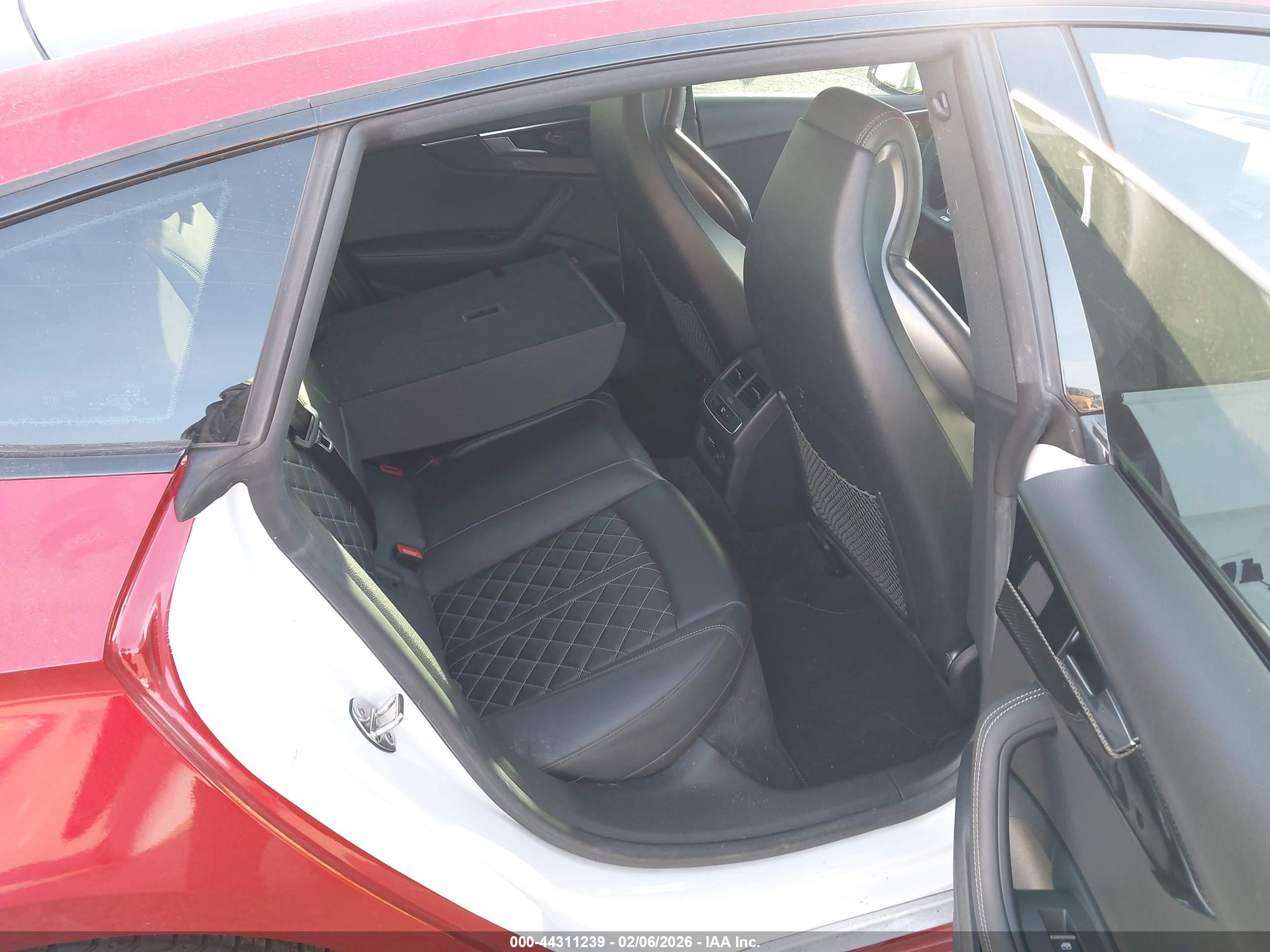 AUDI S5 image 8
