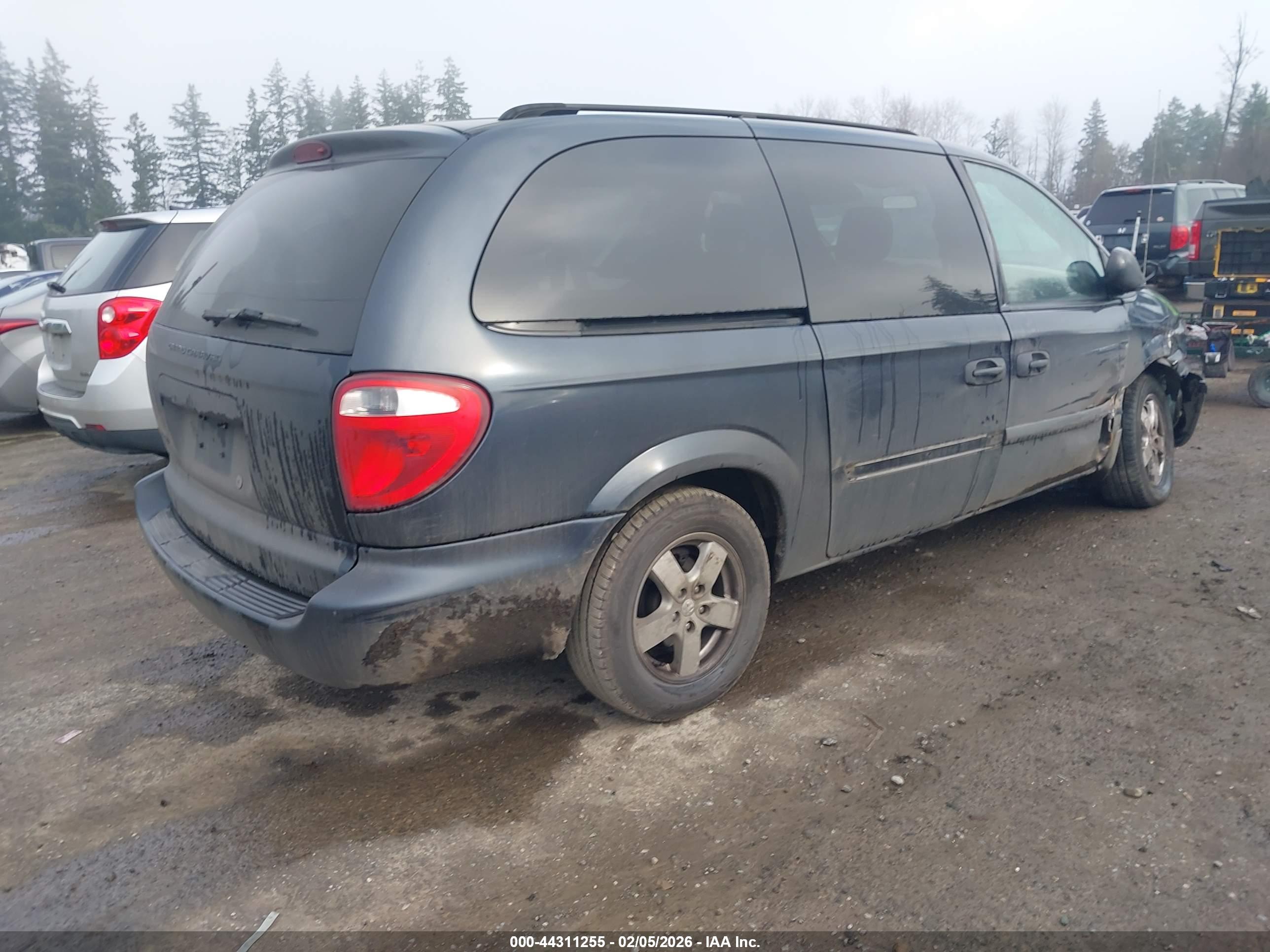 DODGE GRAND image 4