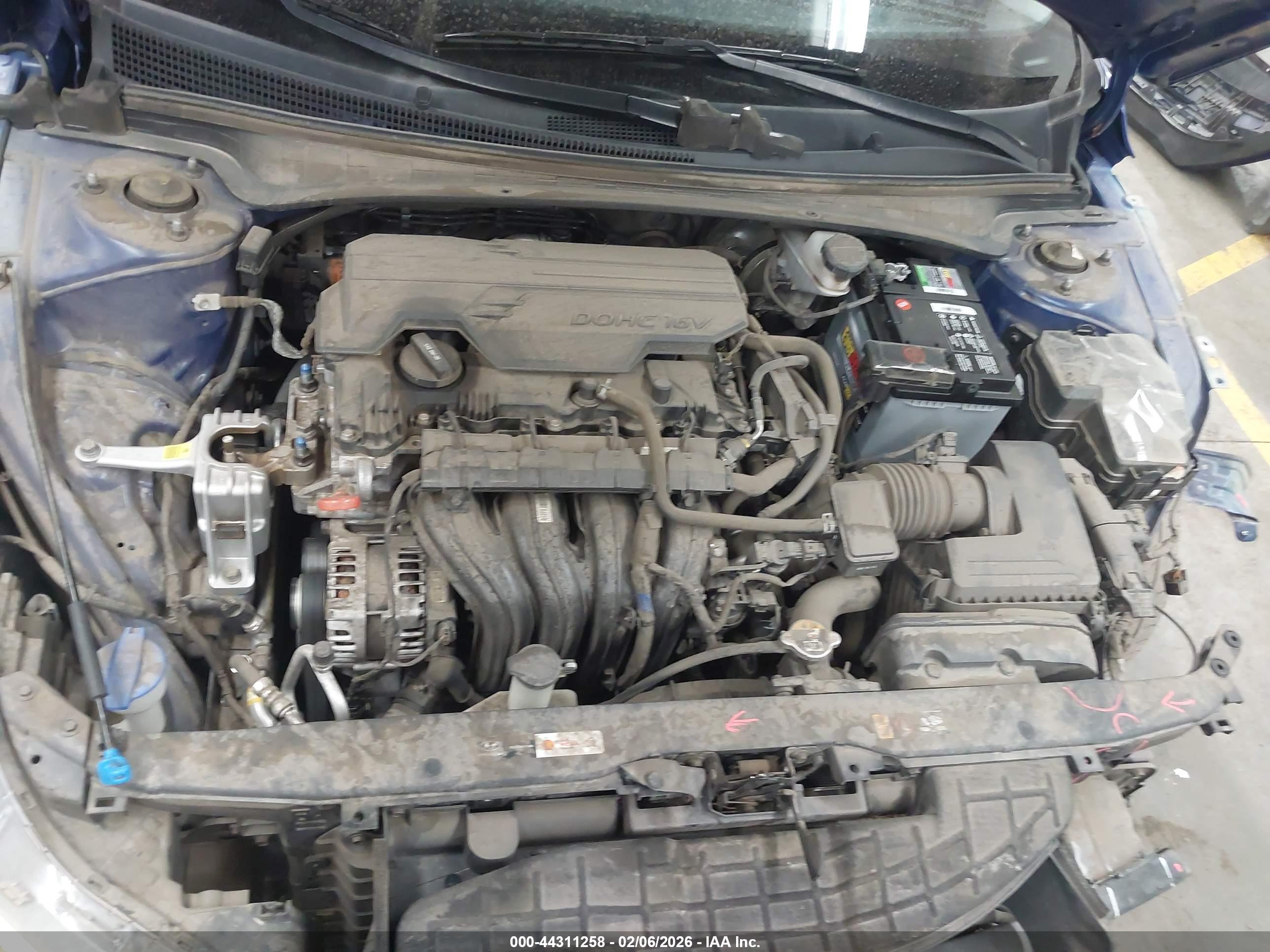 HYUNDAI ELANTRA image 10
