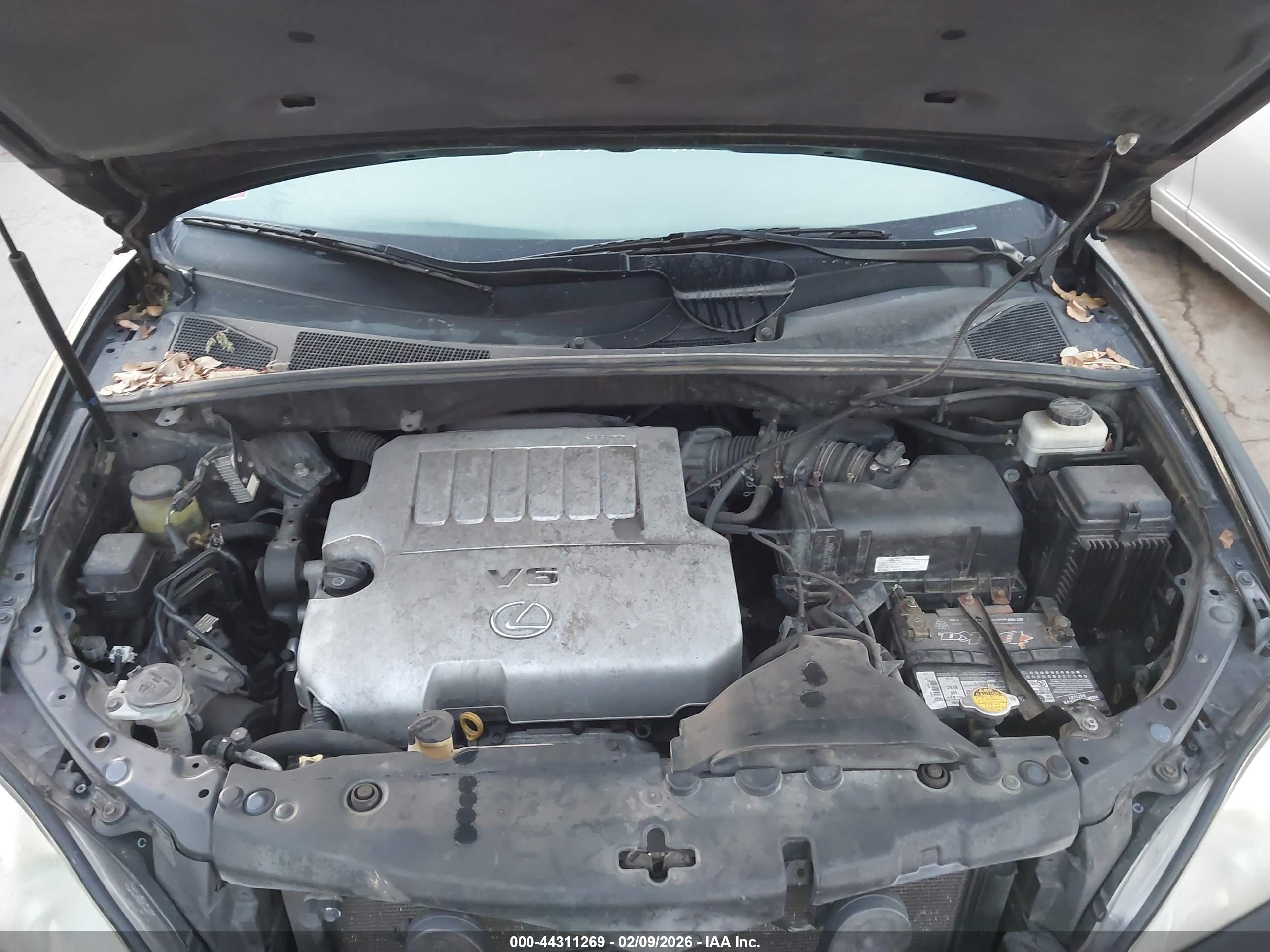LEXUS RX image 10