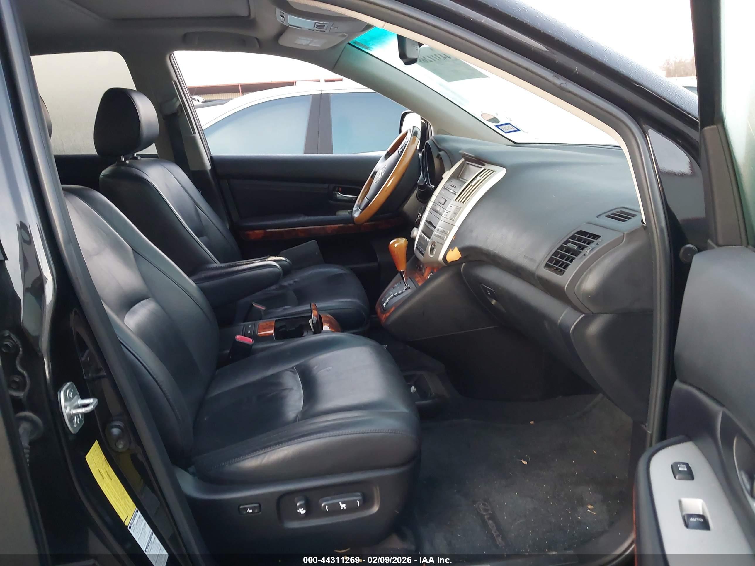 LEXUS RX image 5