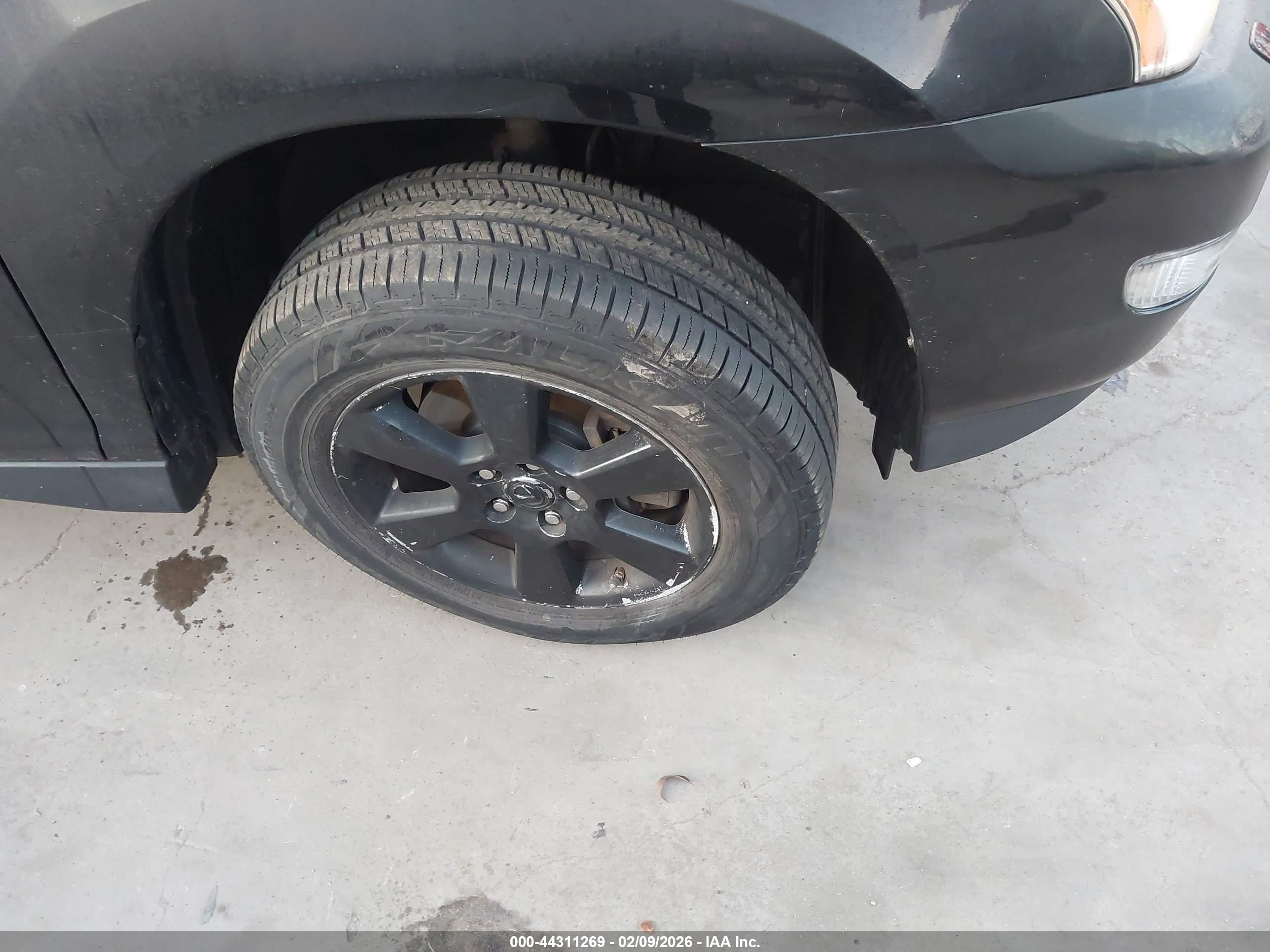 LEXUS RX image 6