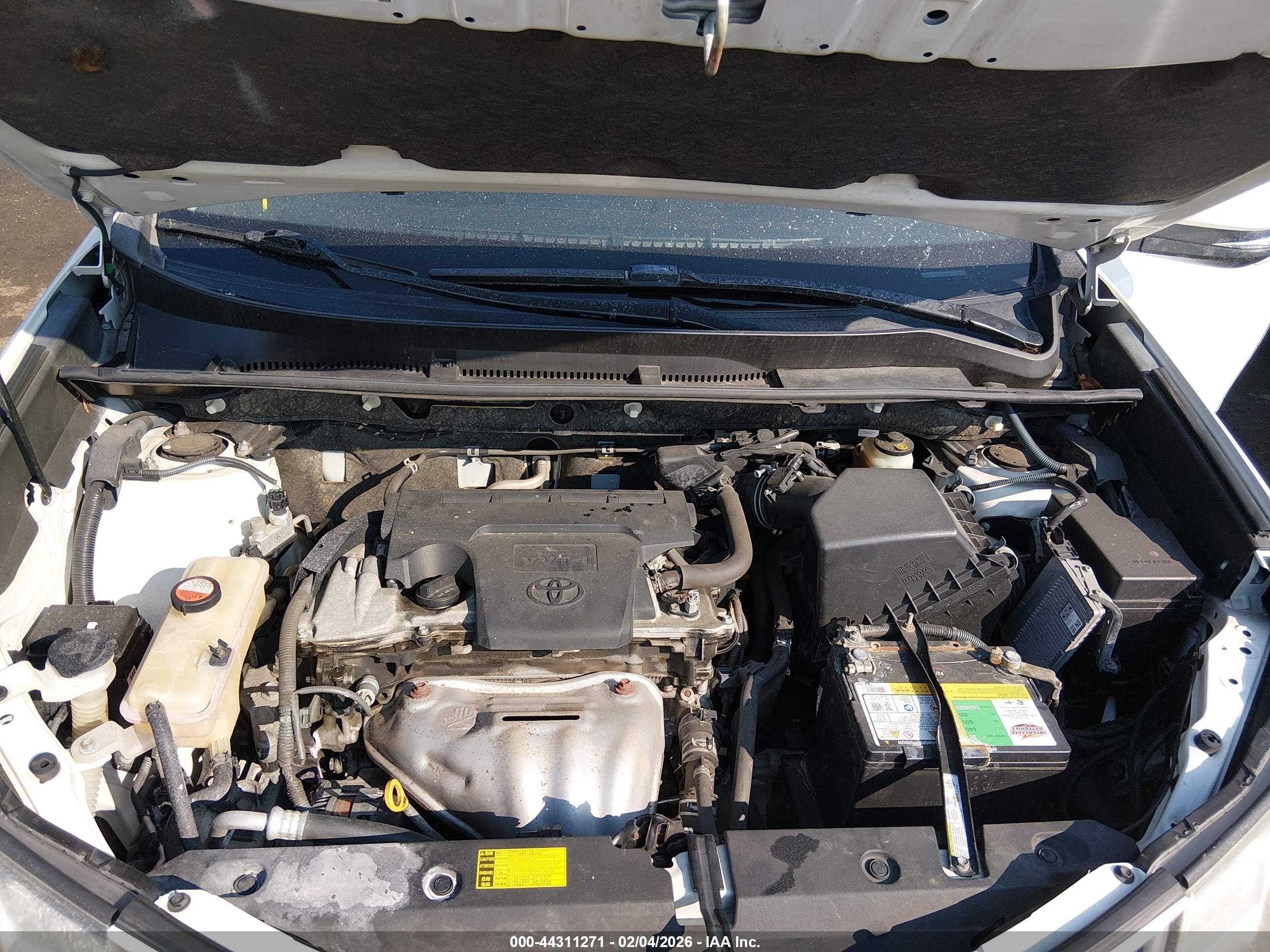 TOYOTA RAV4 image 10