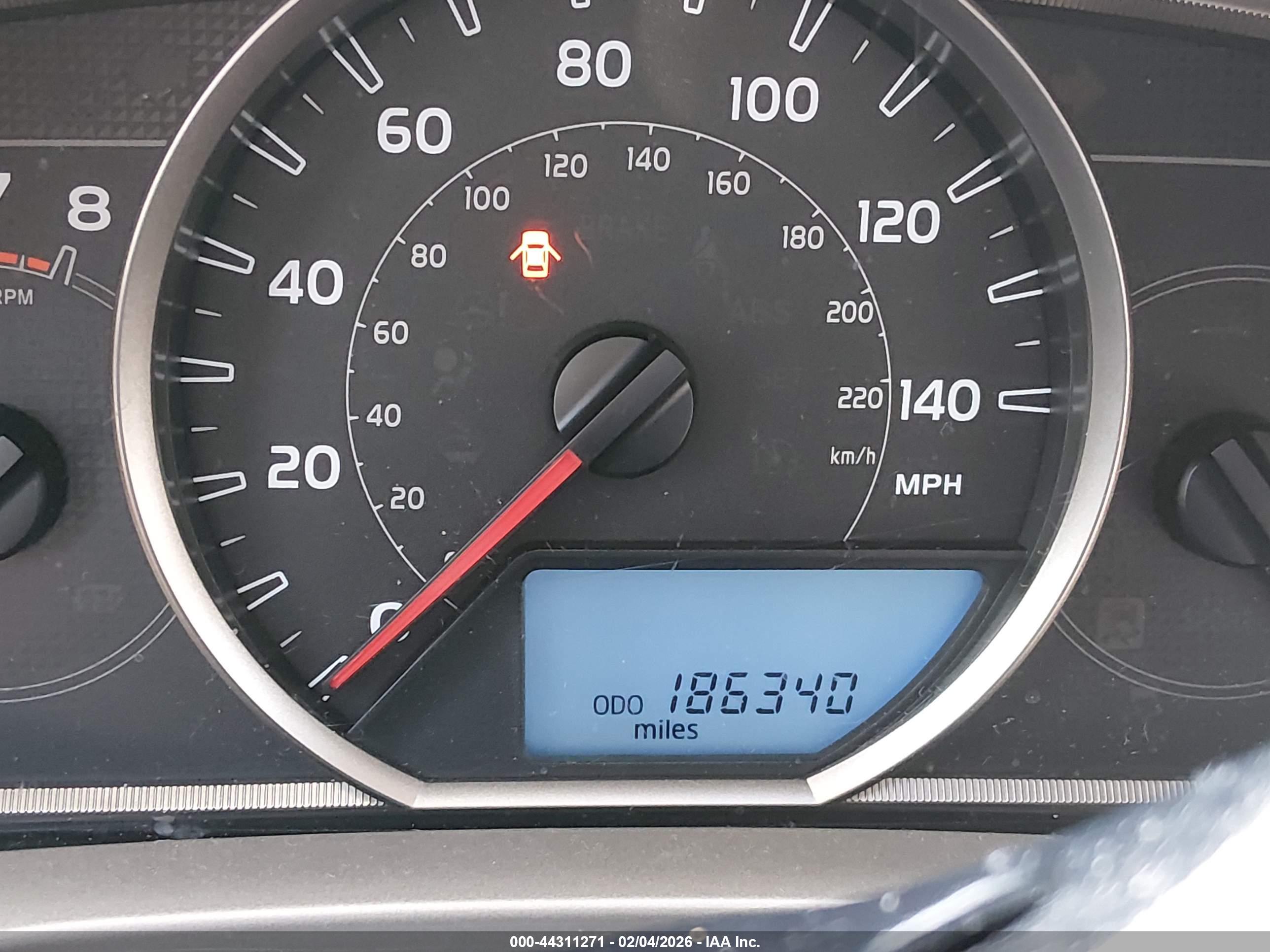 TOYOTA RAV4 image 7