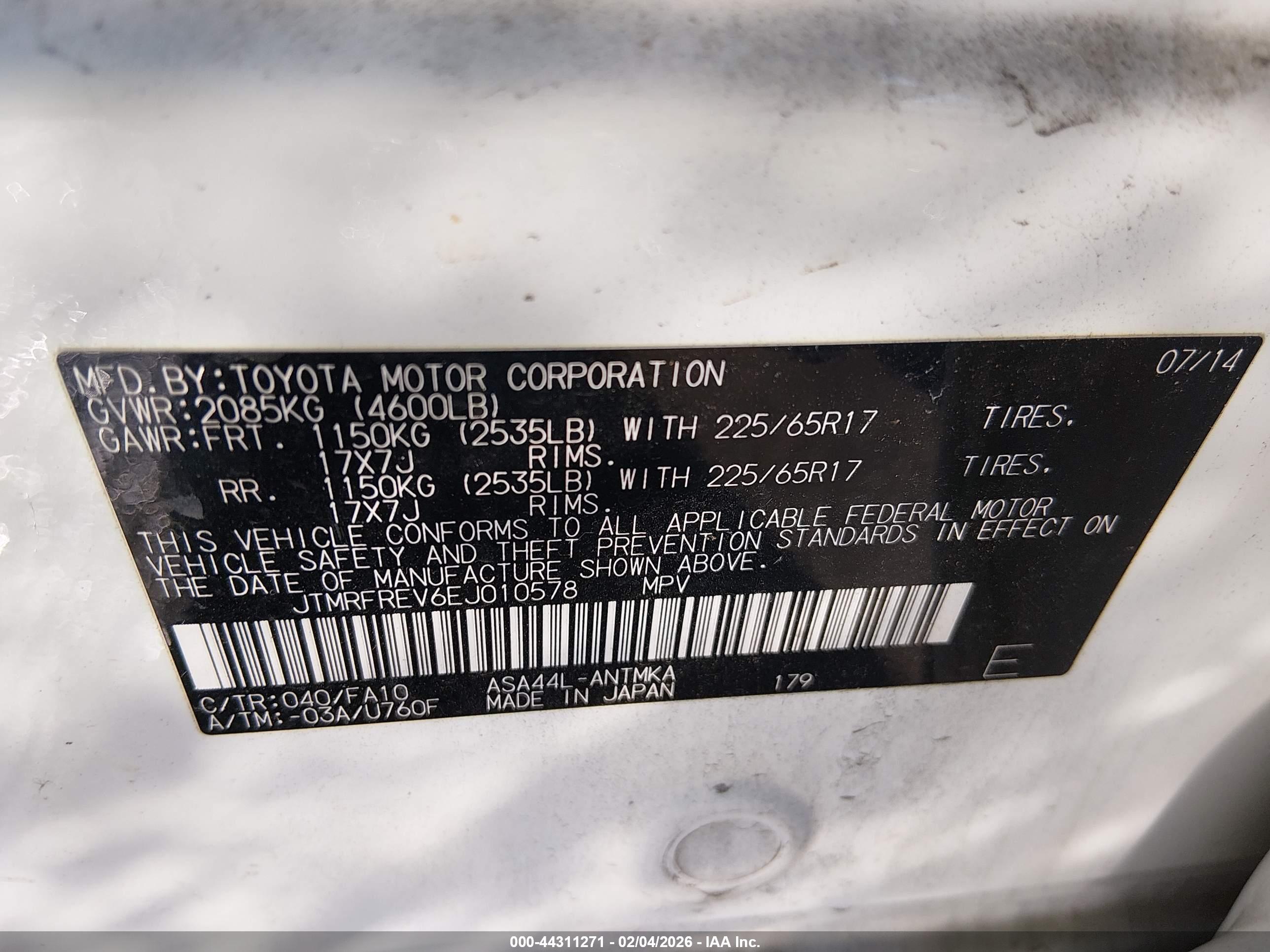TOYOTA RAV4 image 9