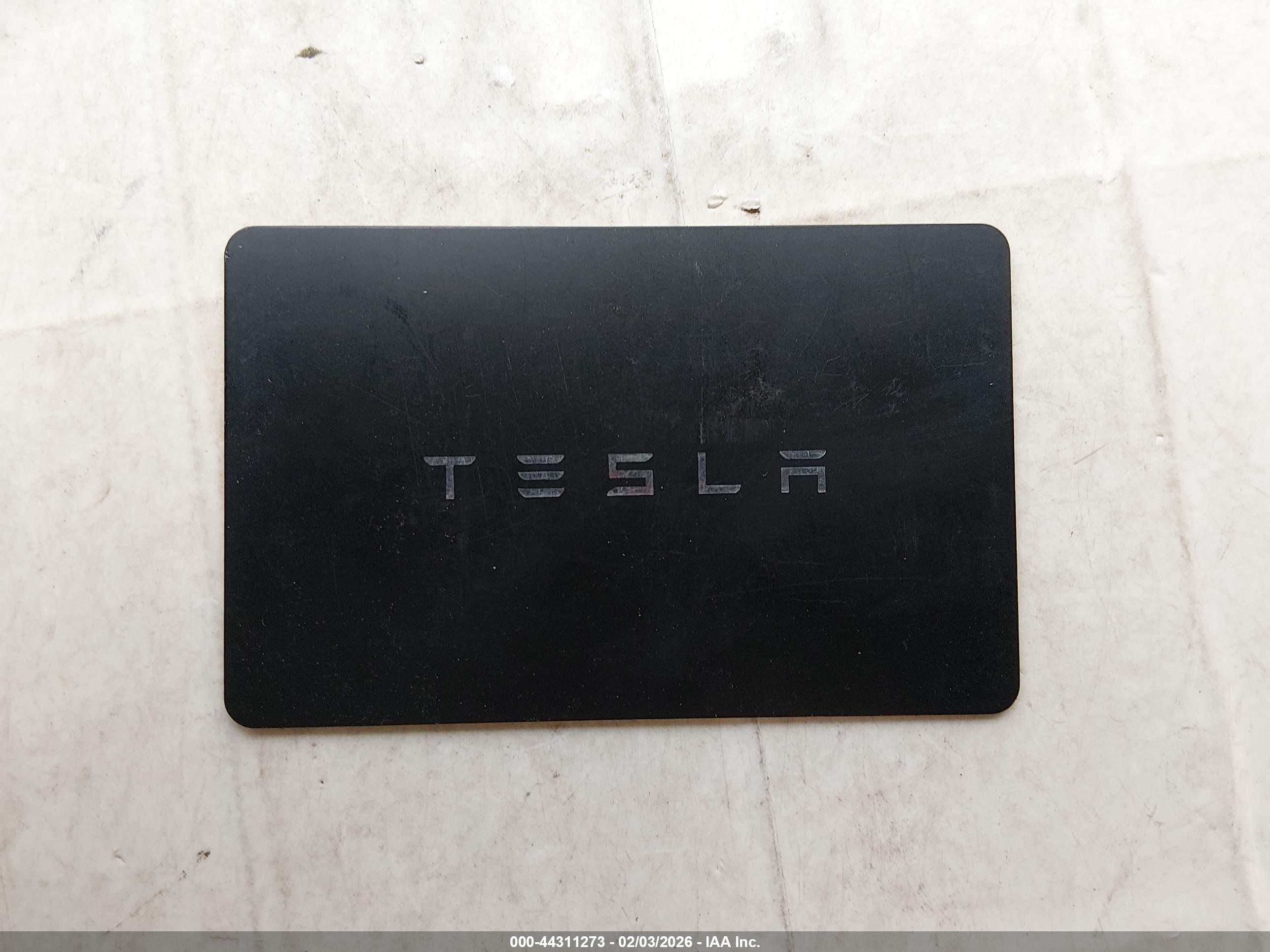 TESLA MODEL image 11