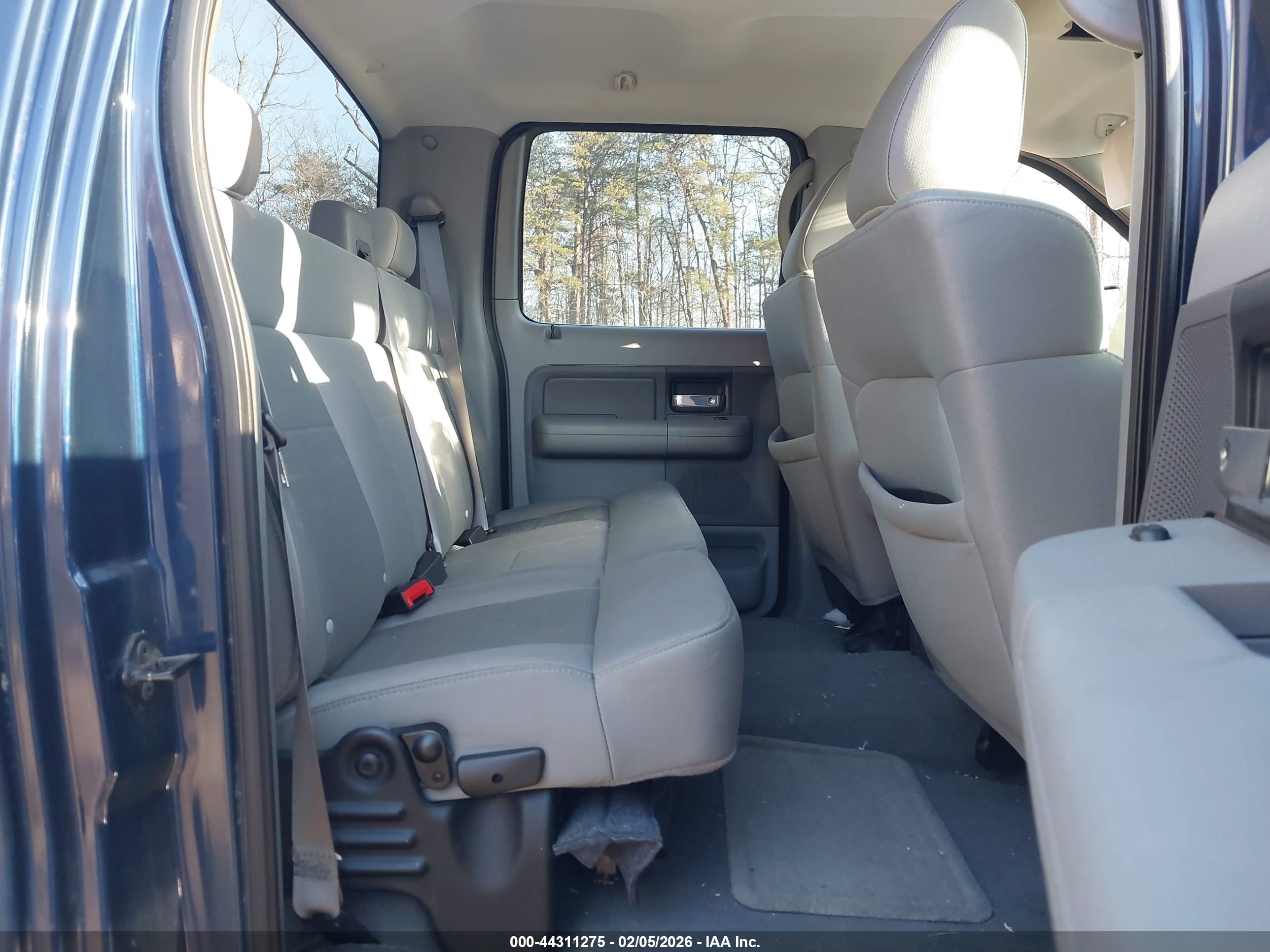 FORD F-150 image 8