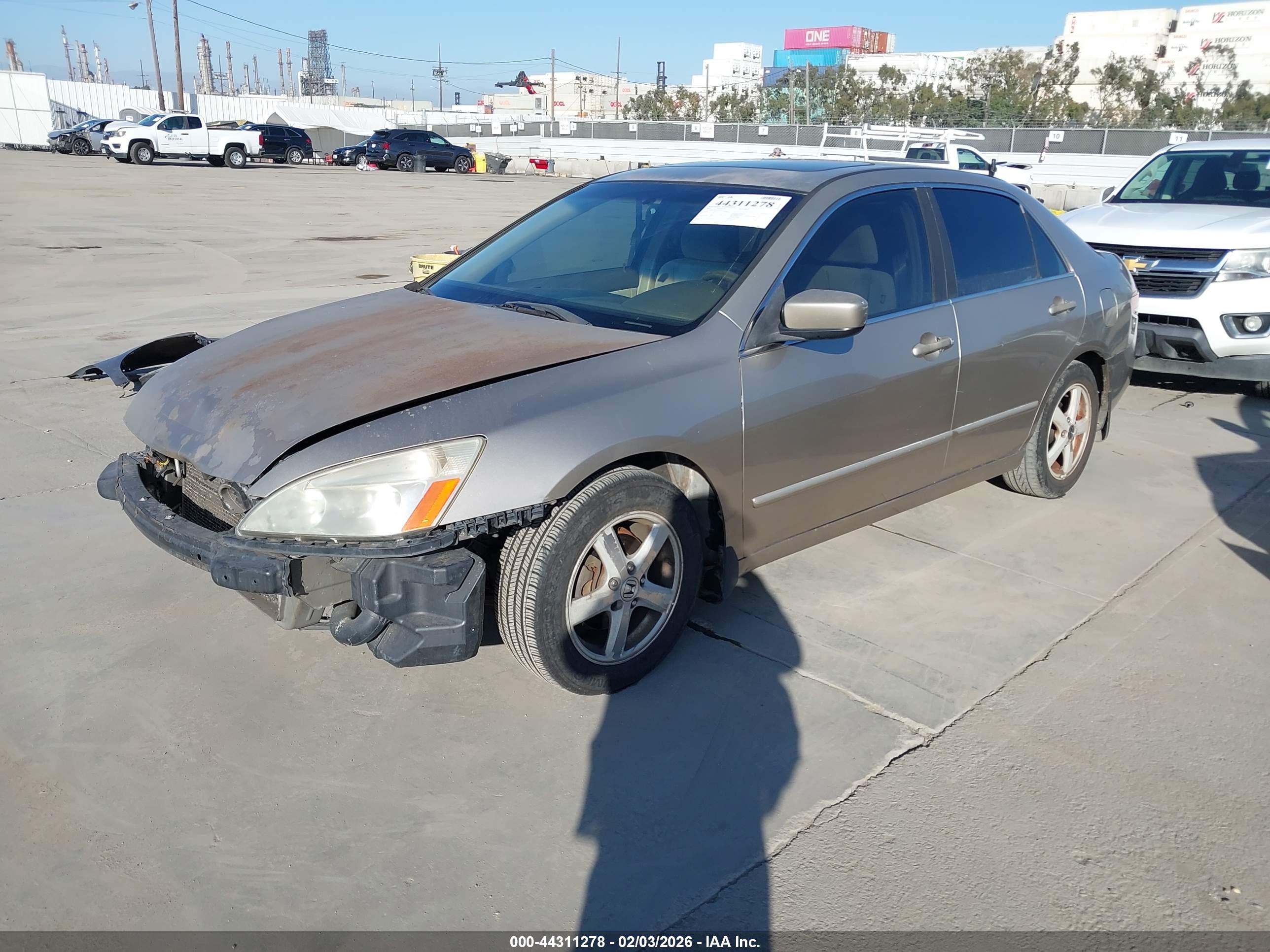HONDA ACCORD image 2