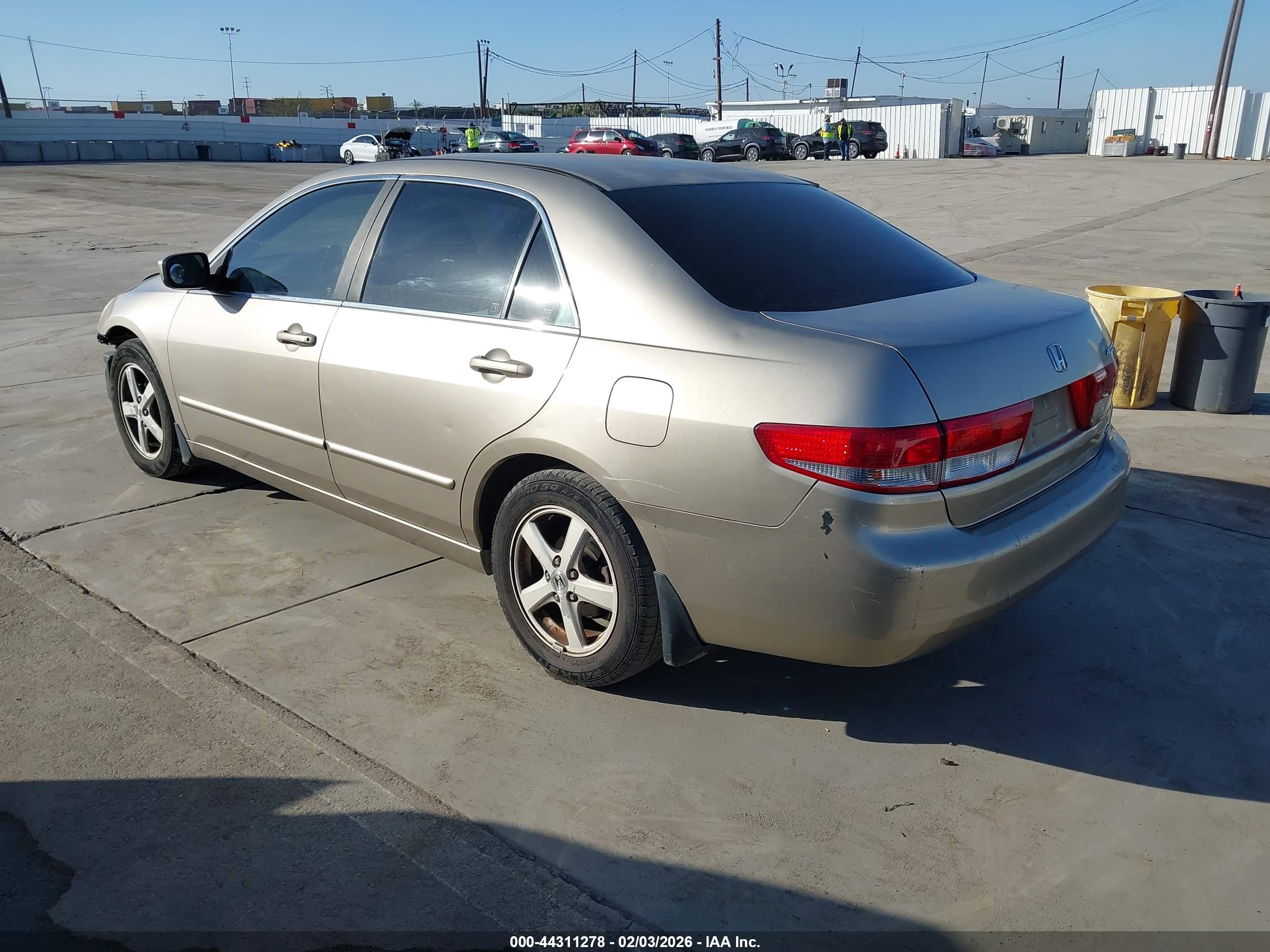 HONDA ACCORD image 3