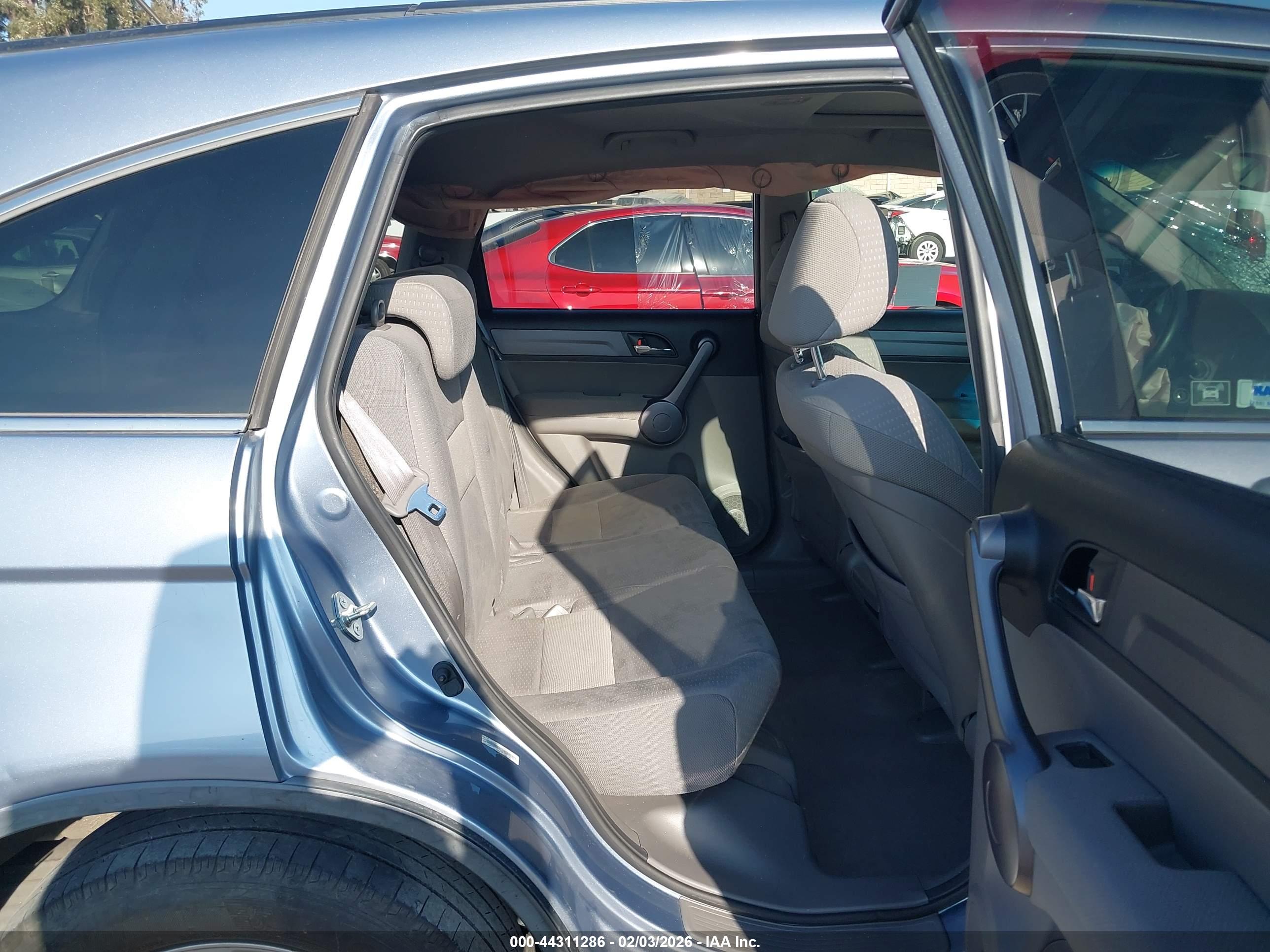 HONDA CR-V image 8