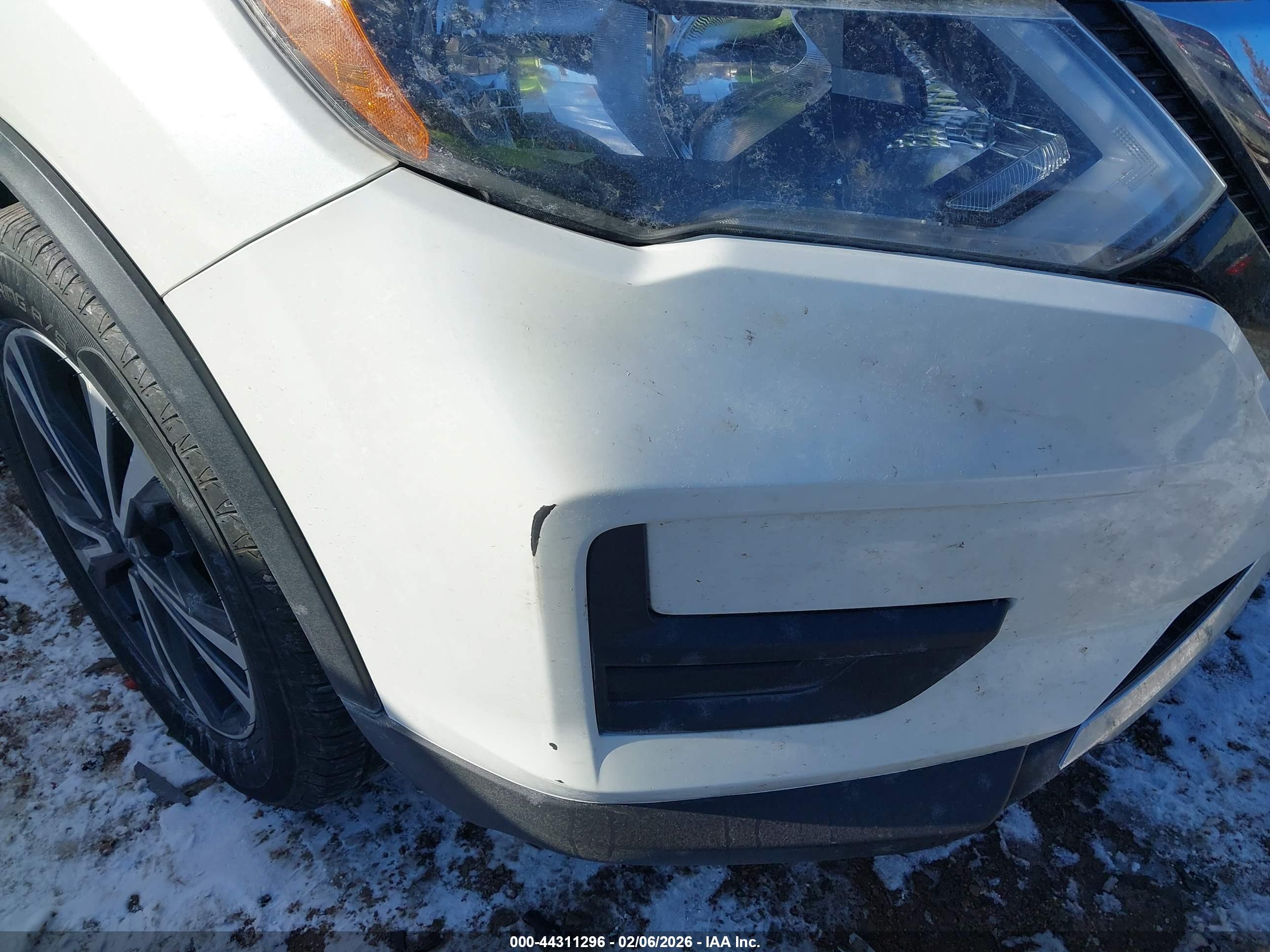 NISSAN ROGUE image 6