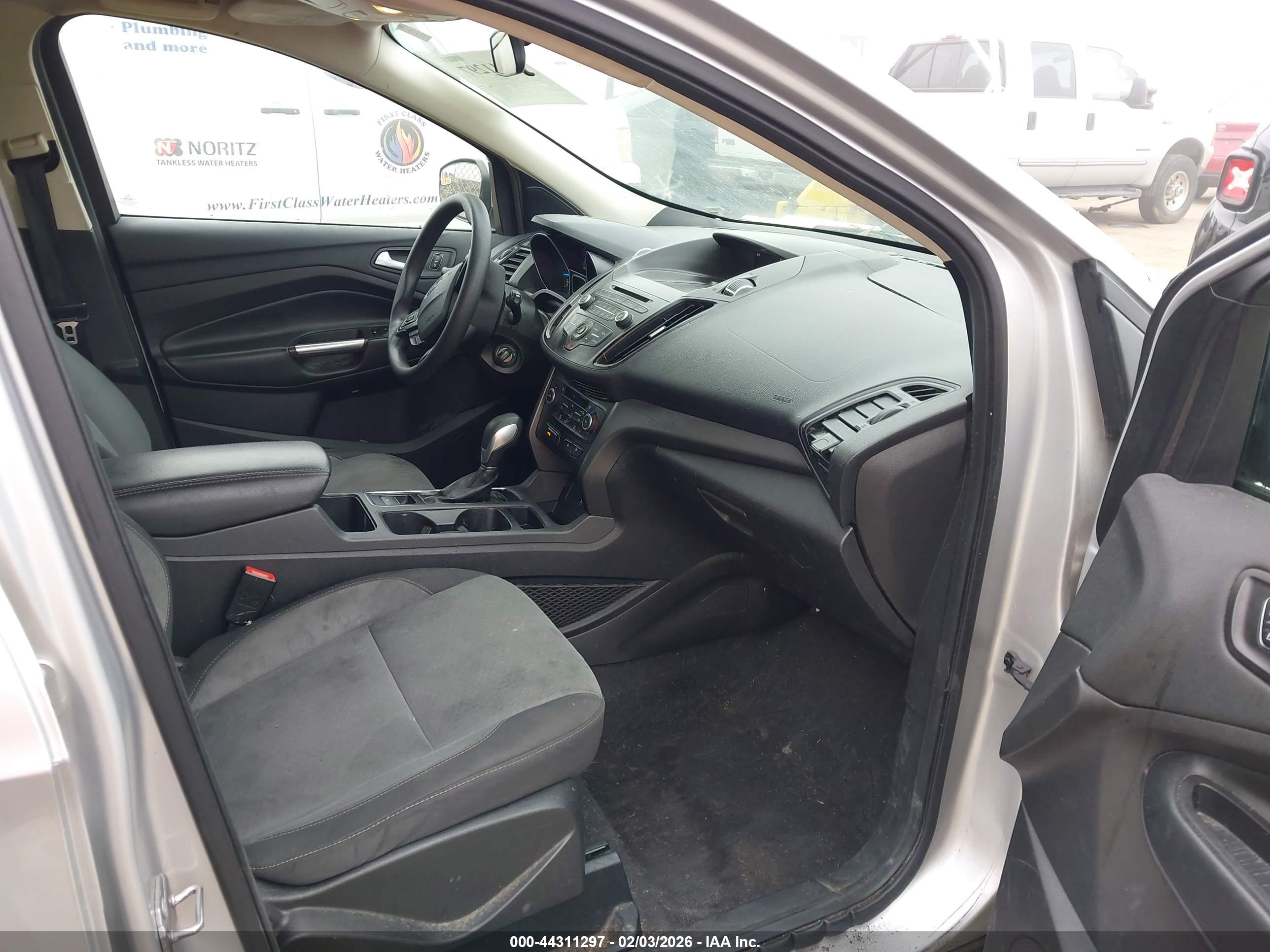 FORD ESCAPE image 5