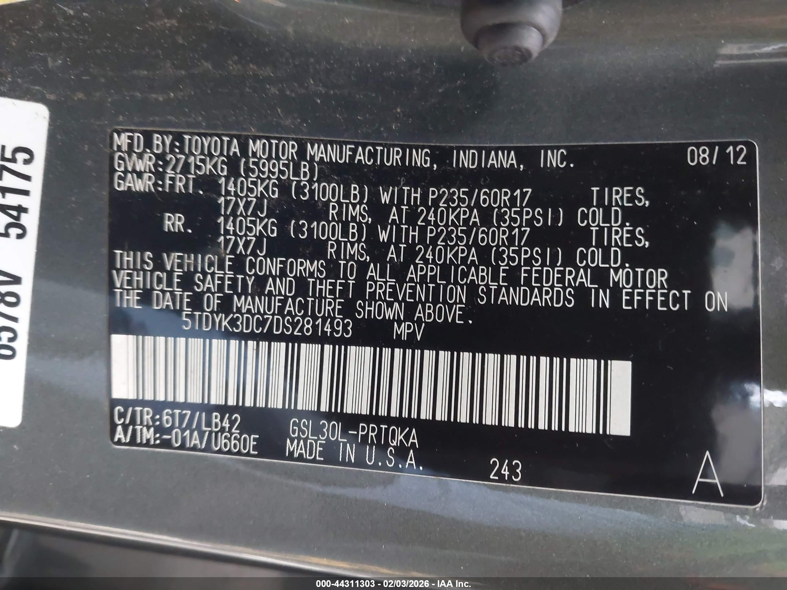 TOYOTA SIENNA image 9