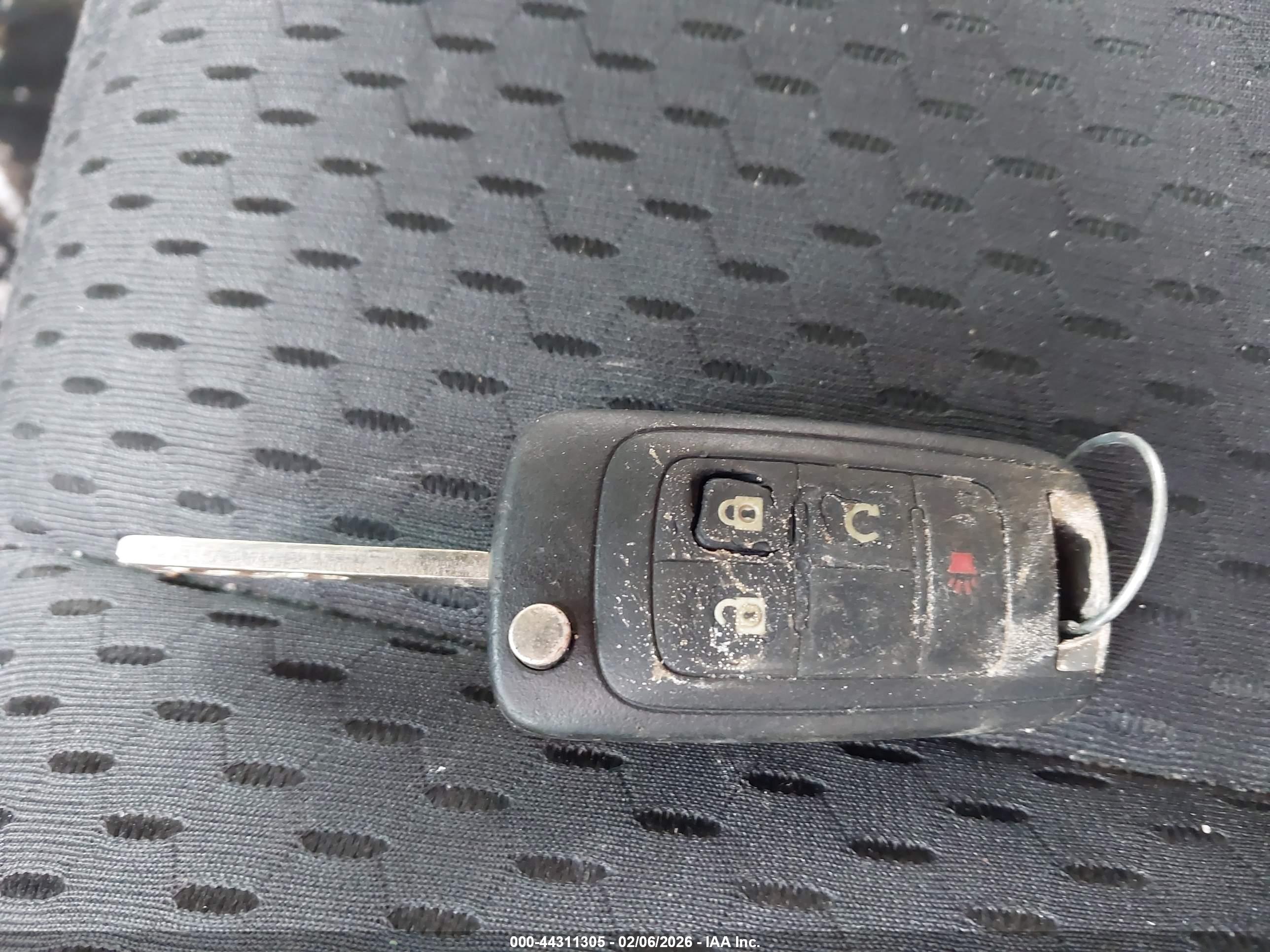 CHEVROLET EQUINOX image 11