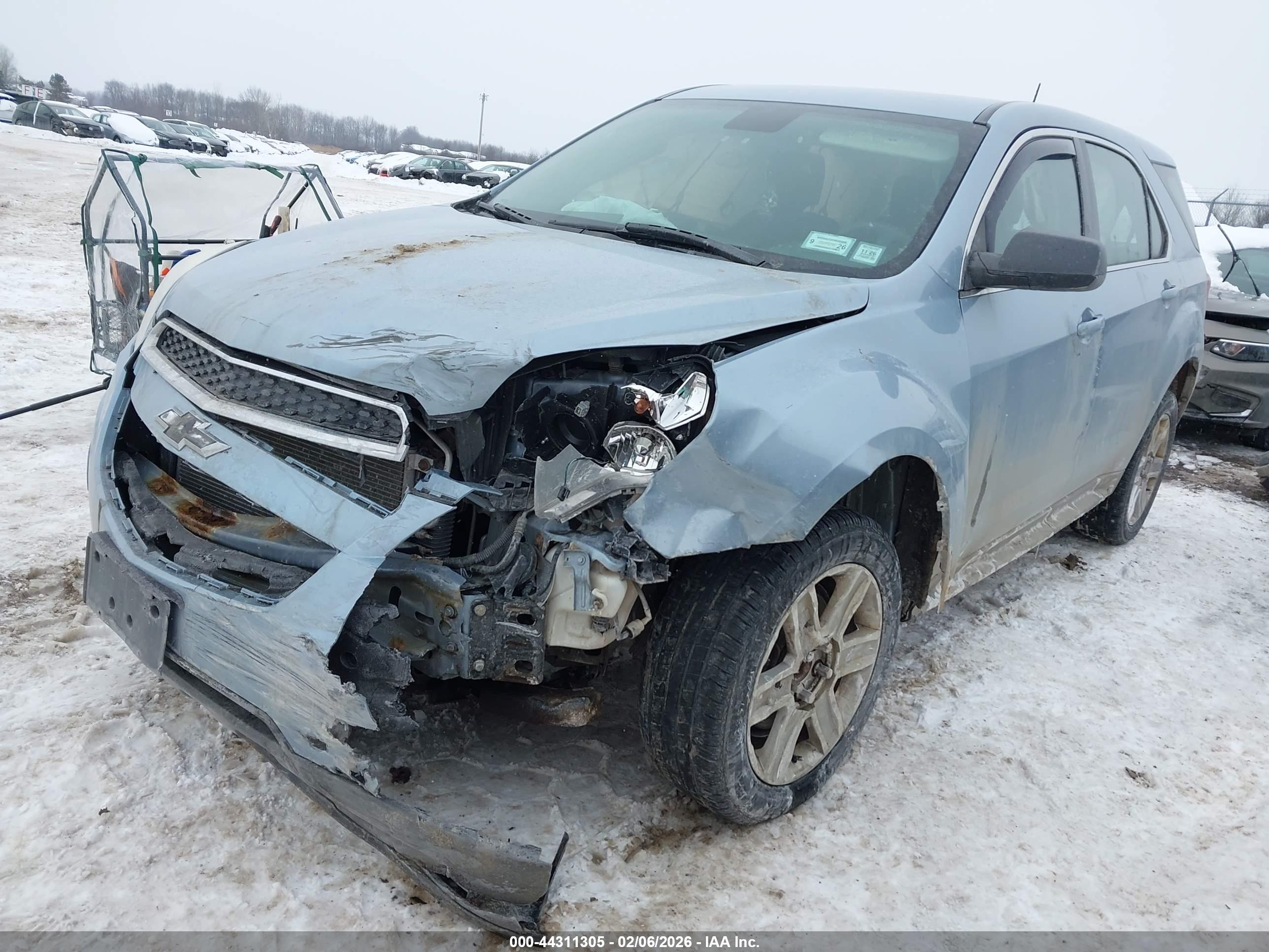 CHEVROLET EQUINOX image 2