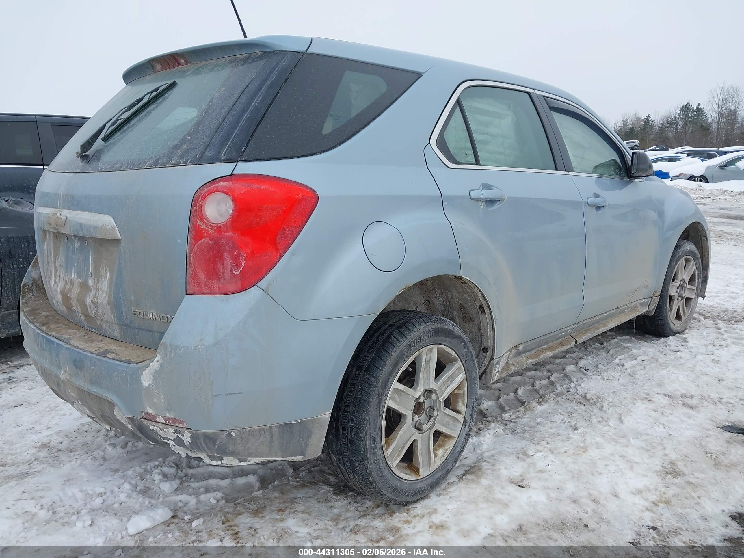 CHEVROLET EQUINOX image 4