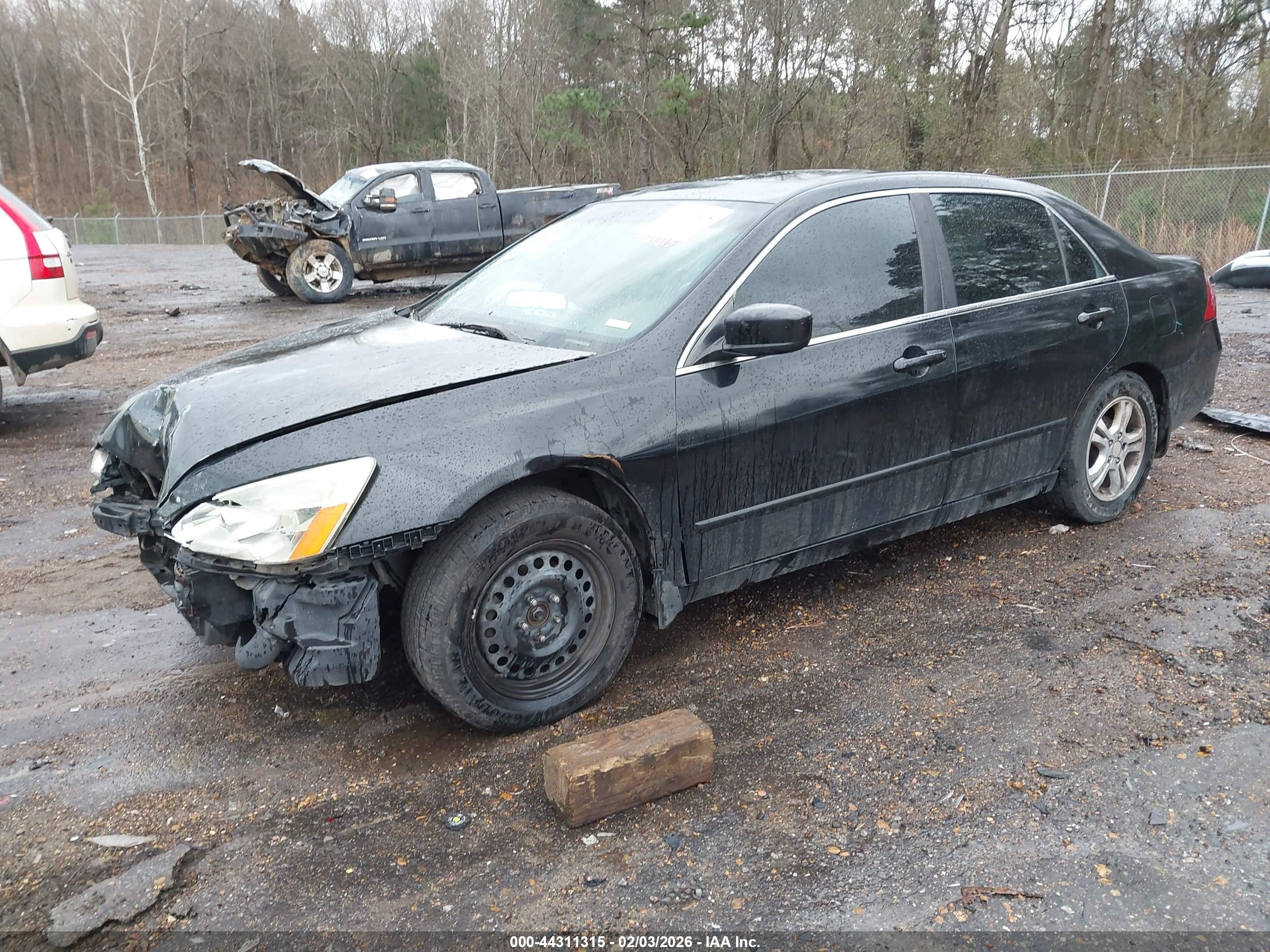 HONDA ACCORD image 2