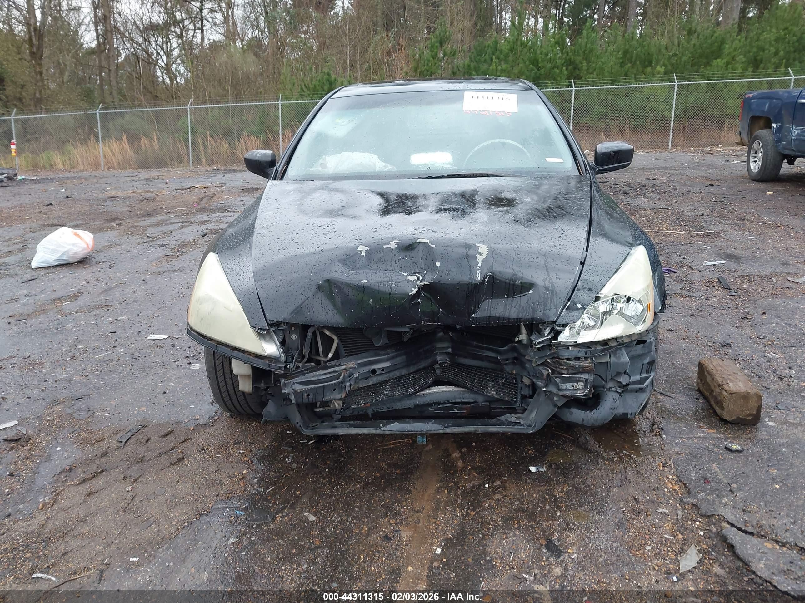 HONDA ACCORD image 6