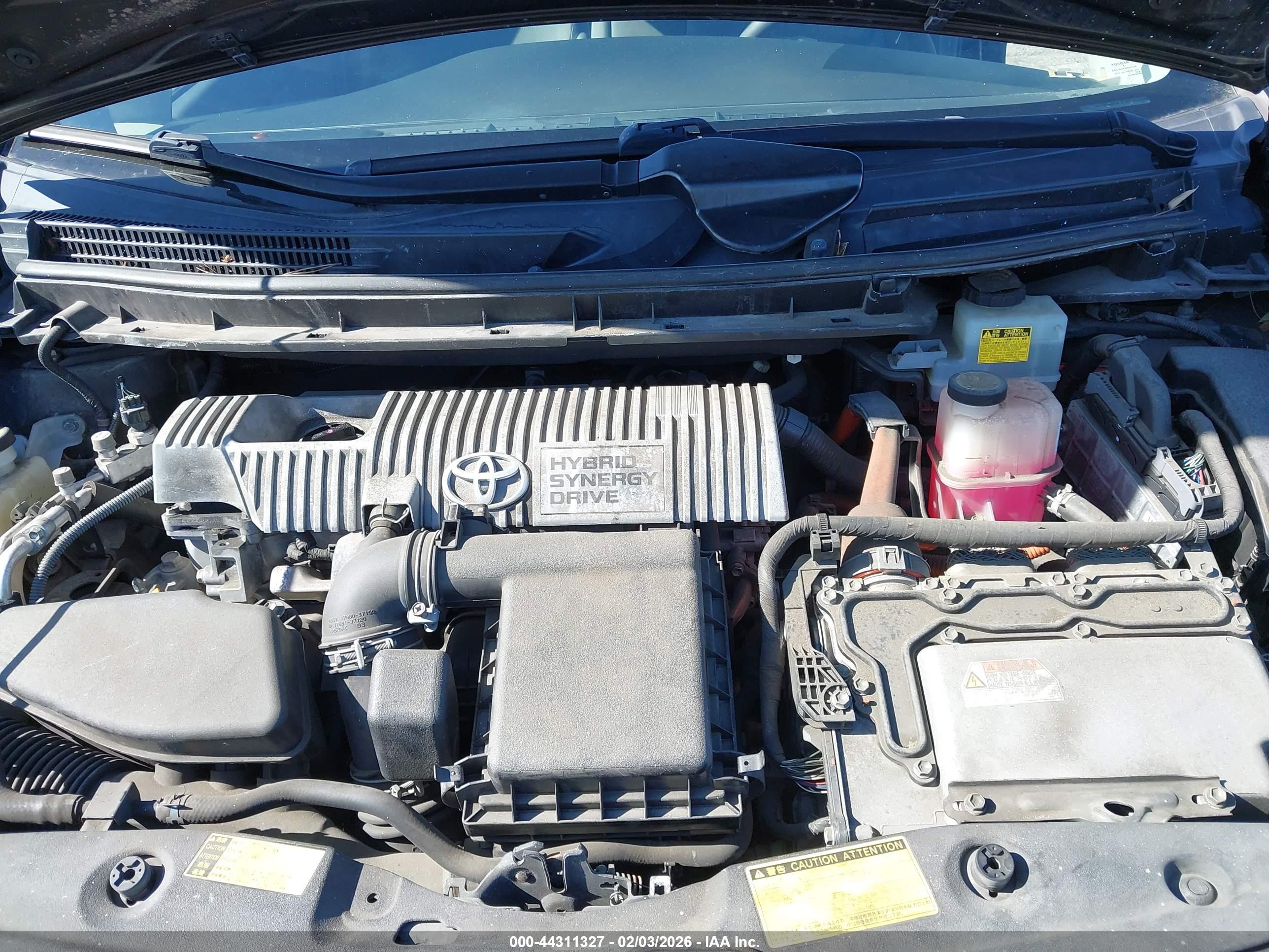 TOYOTA PRIUS image 10