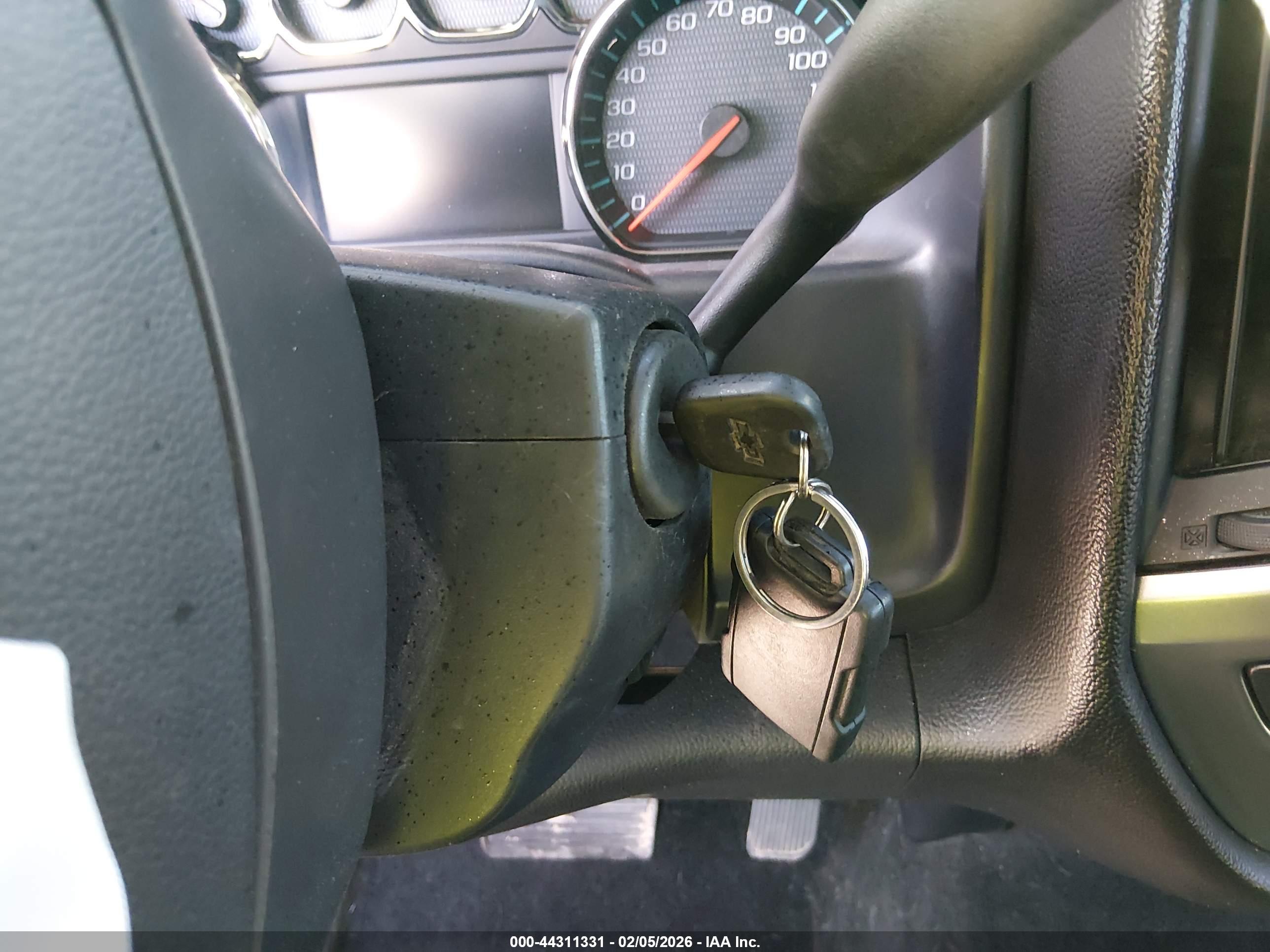 CHEVROLET SILVERADO image 11