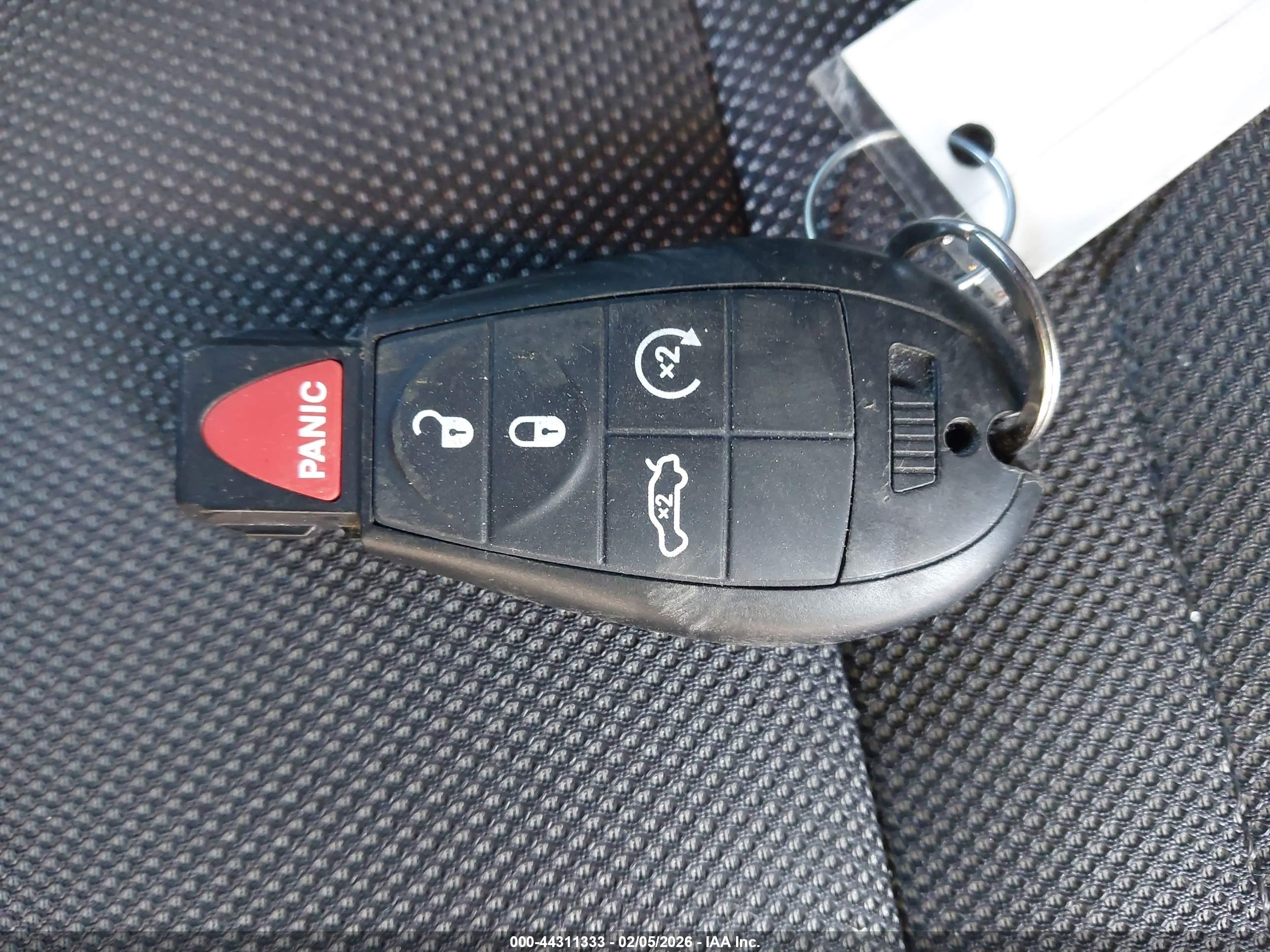 DODGE CHALLENGER image 11