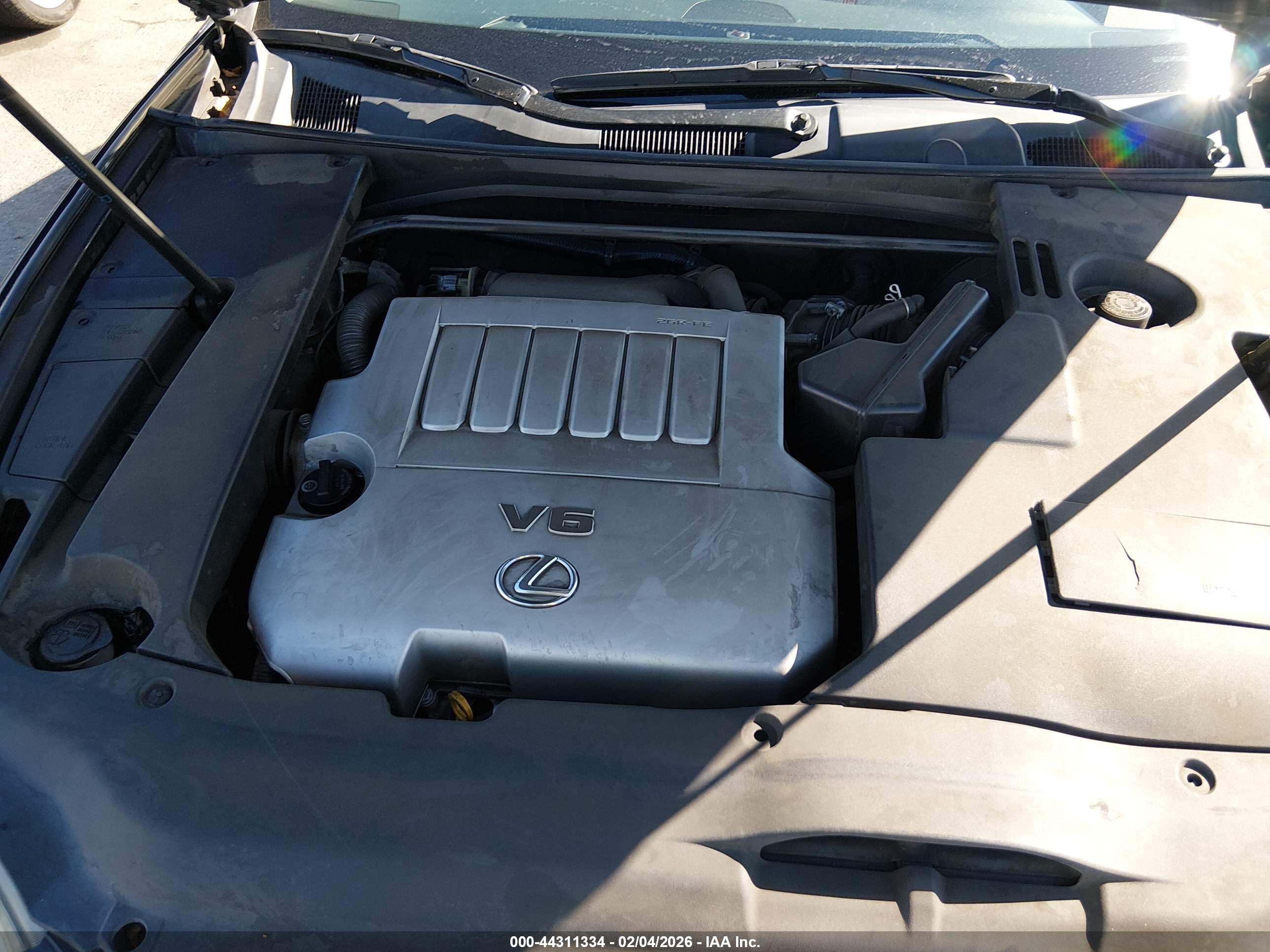 LEXUS ES image 10