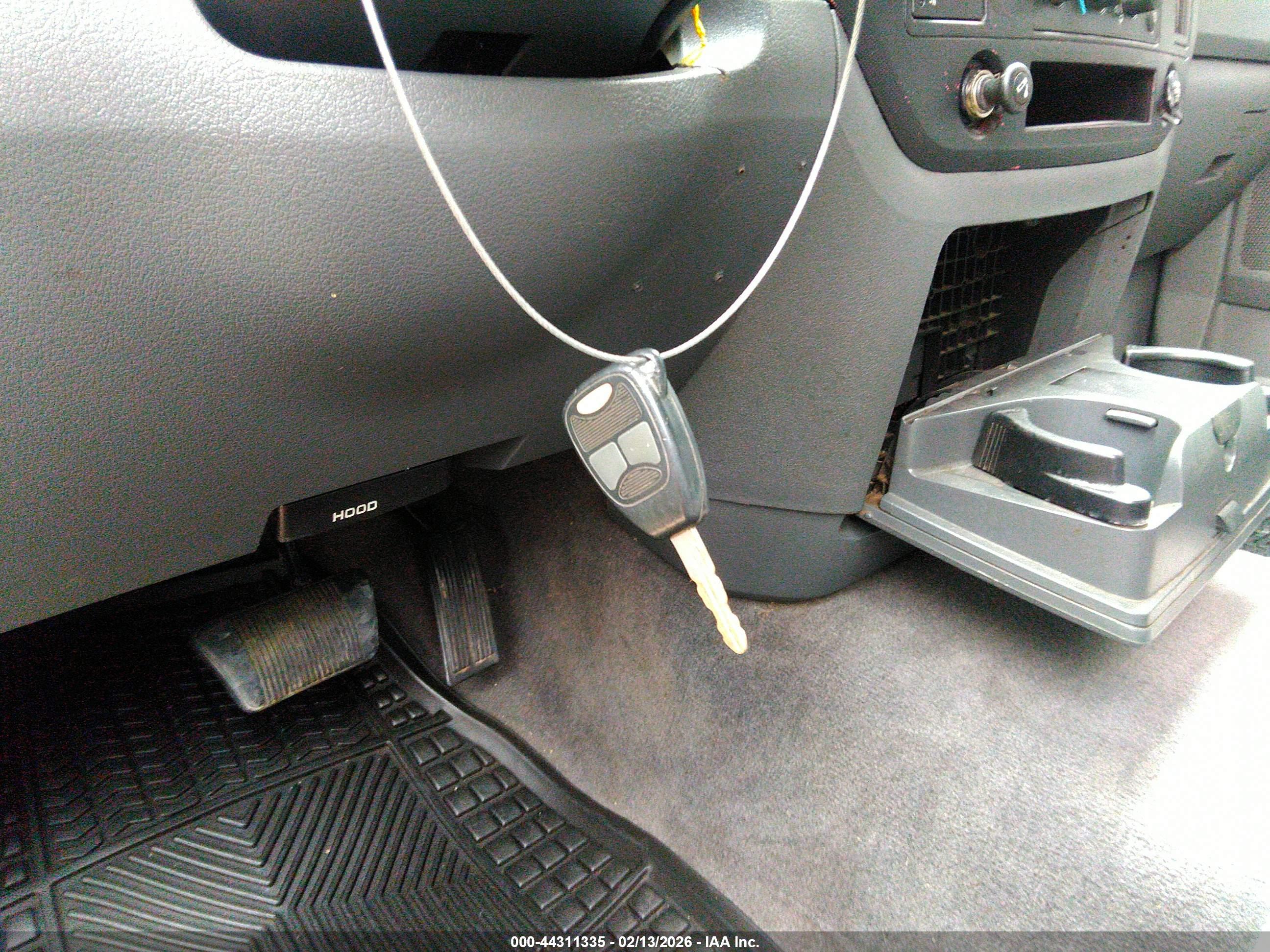 DODGE RAM image 11