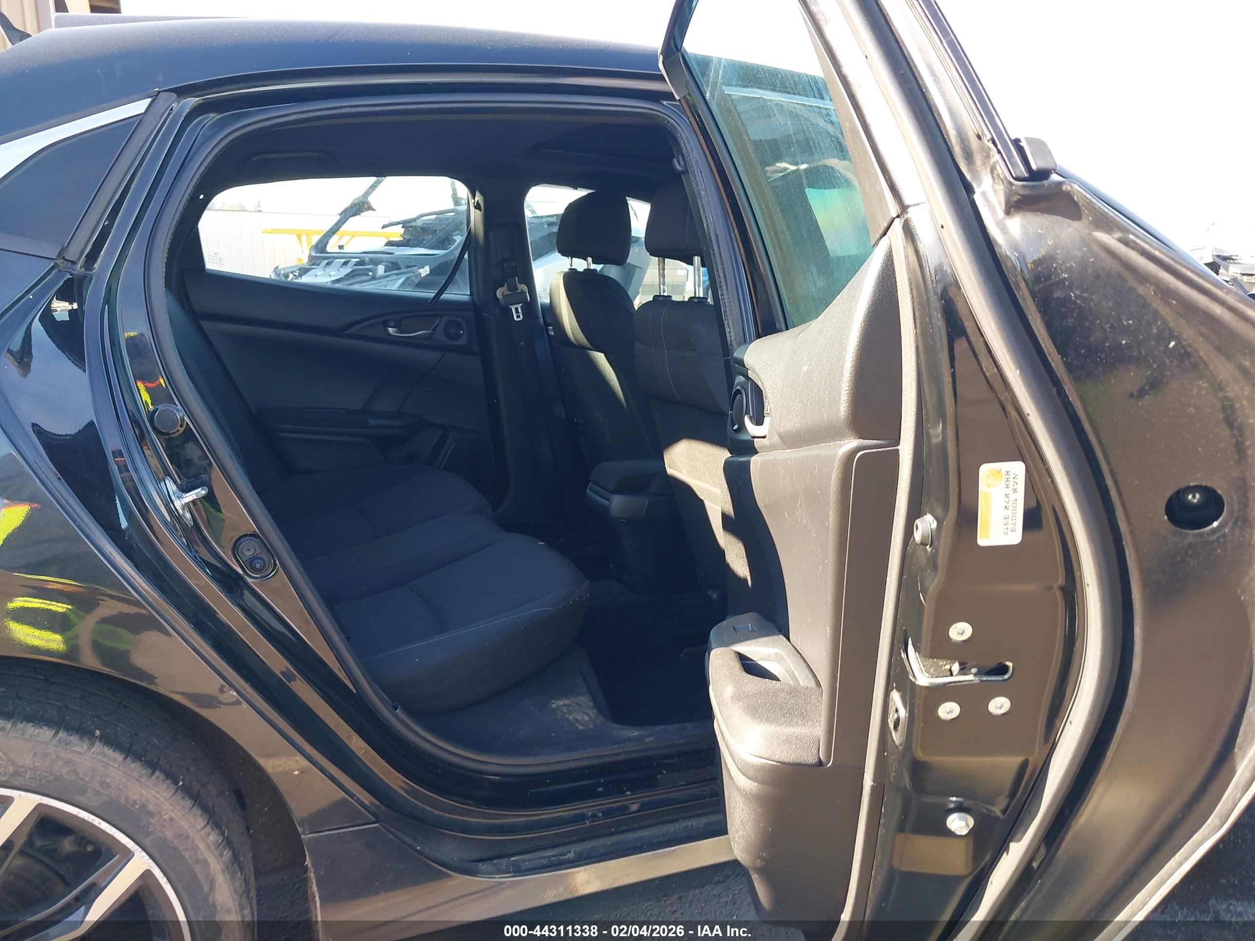 HONDA CIVIC image 8