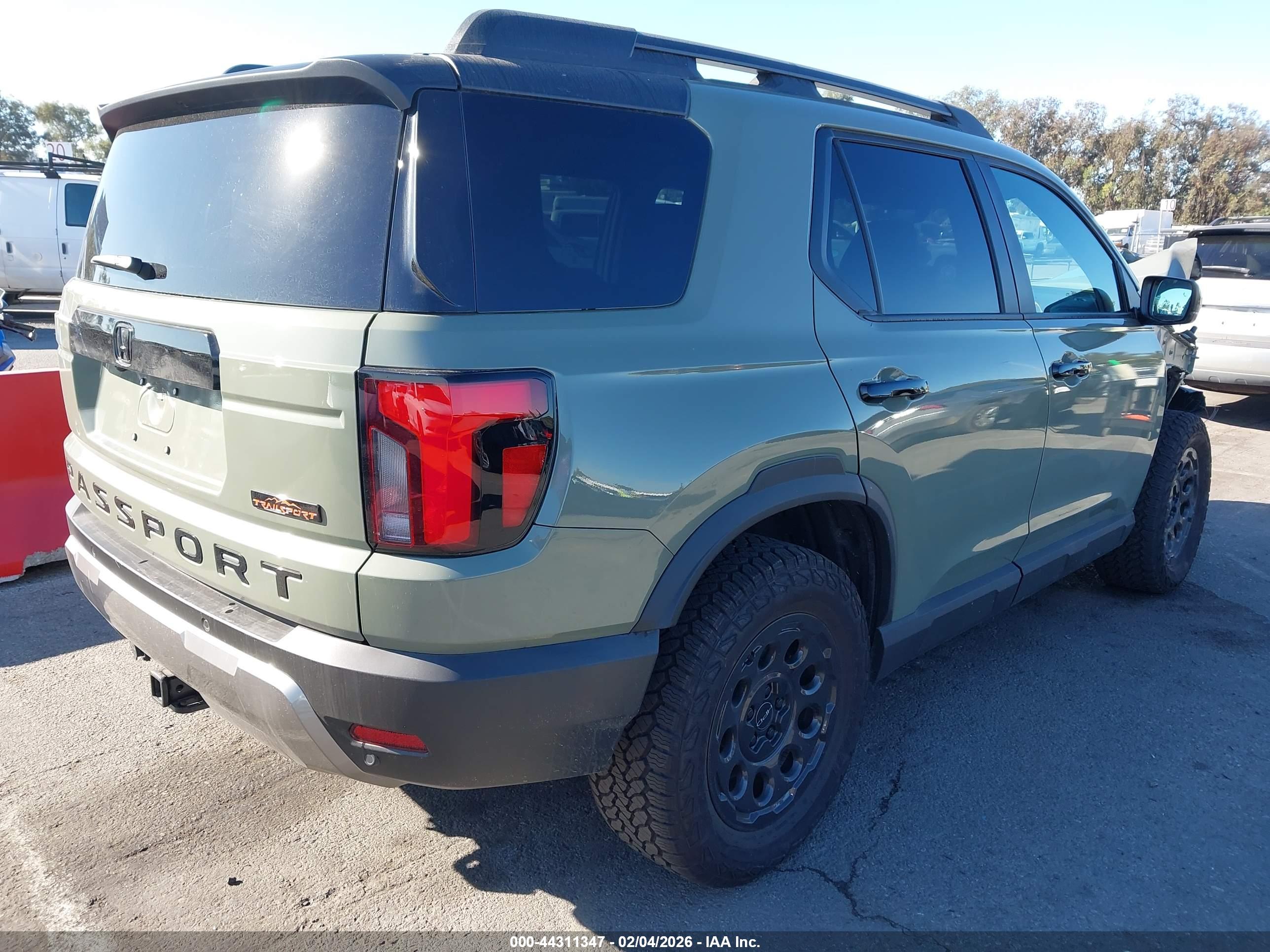 HONDA PASSPORT image 4