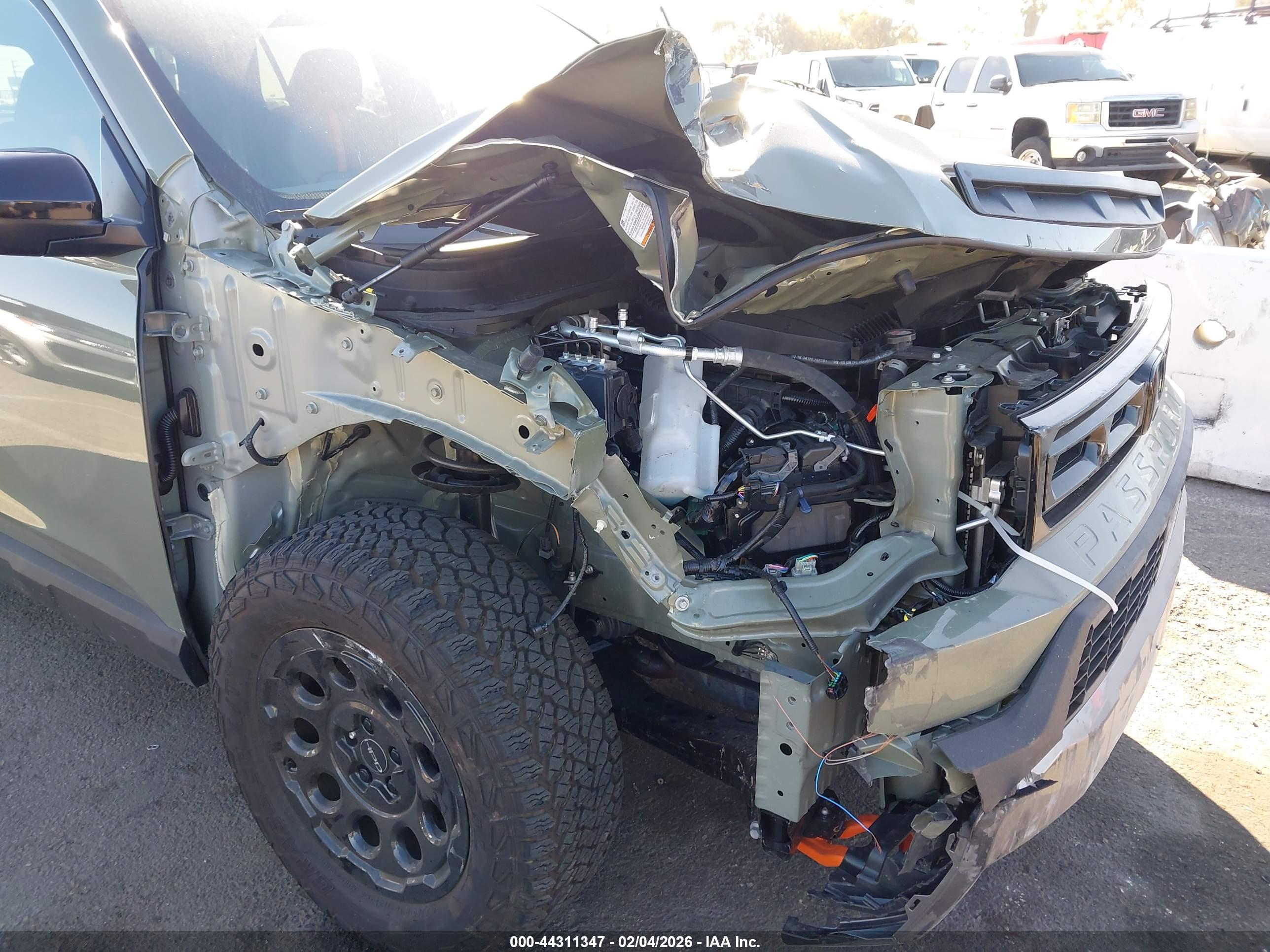 HONDA PASSPORT image 6