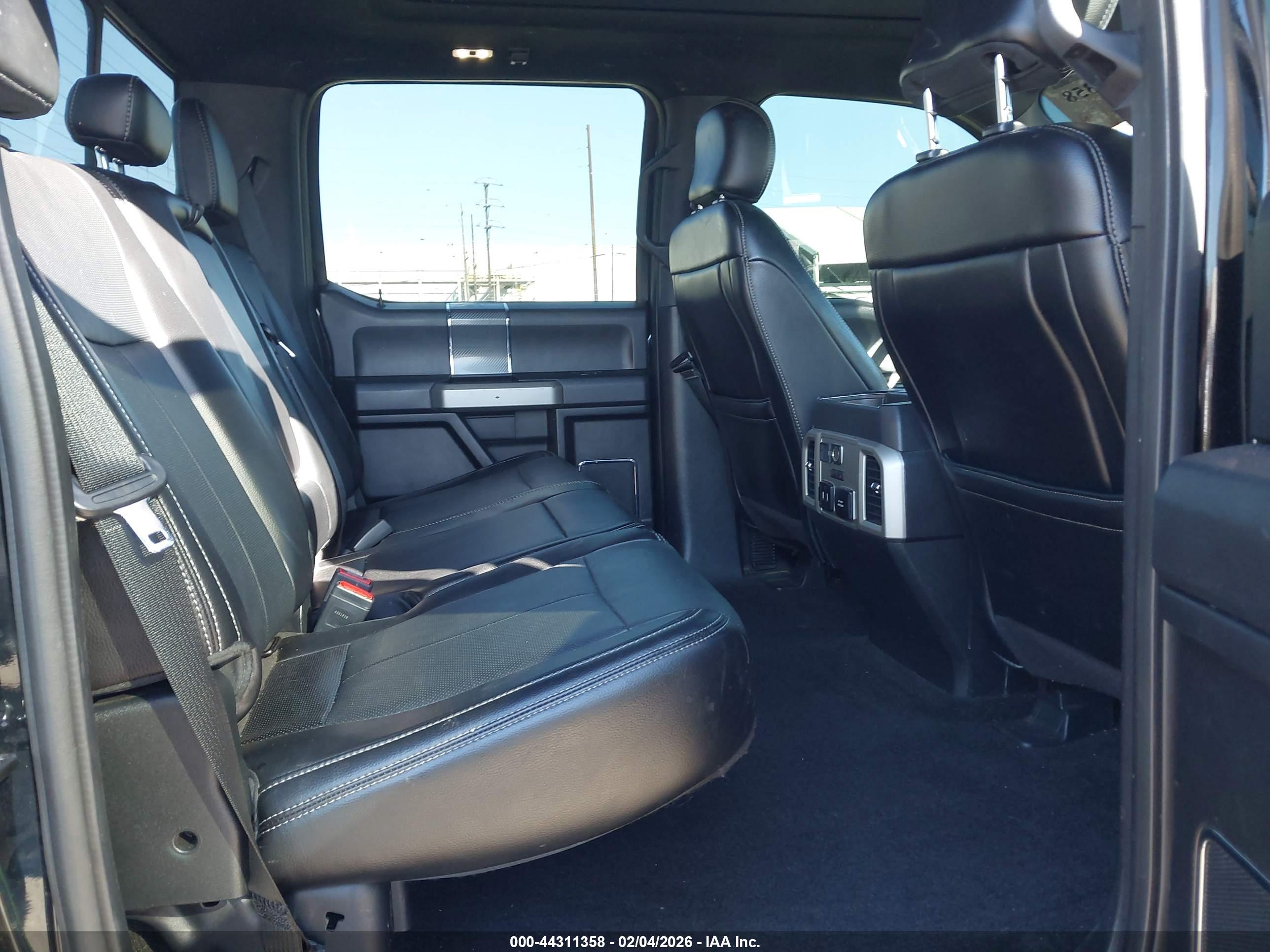 FORD F-150 image 8