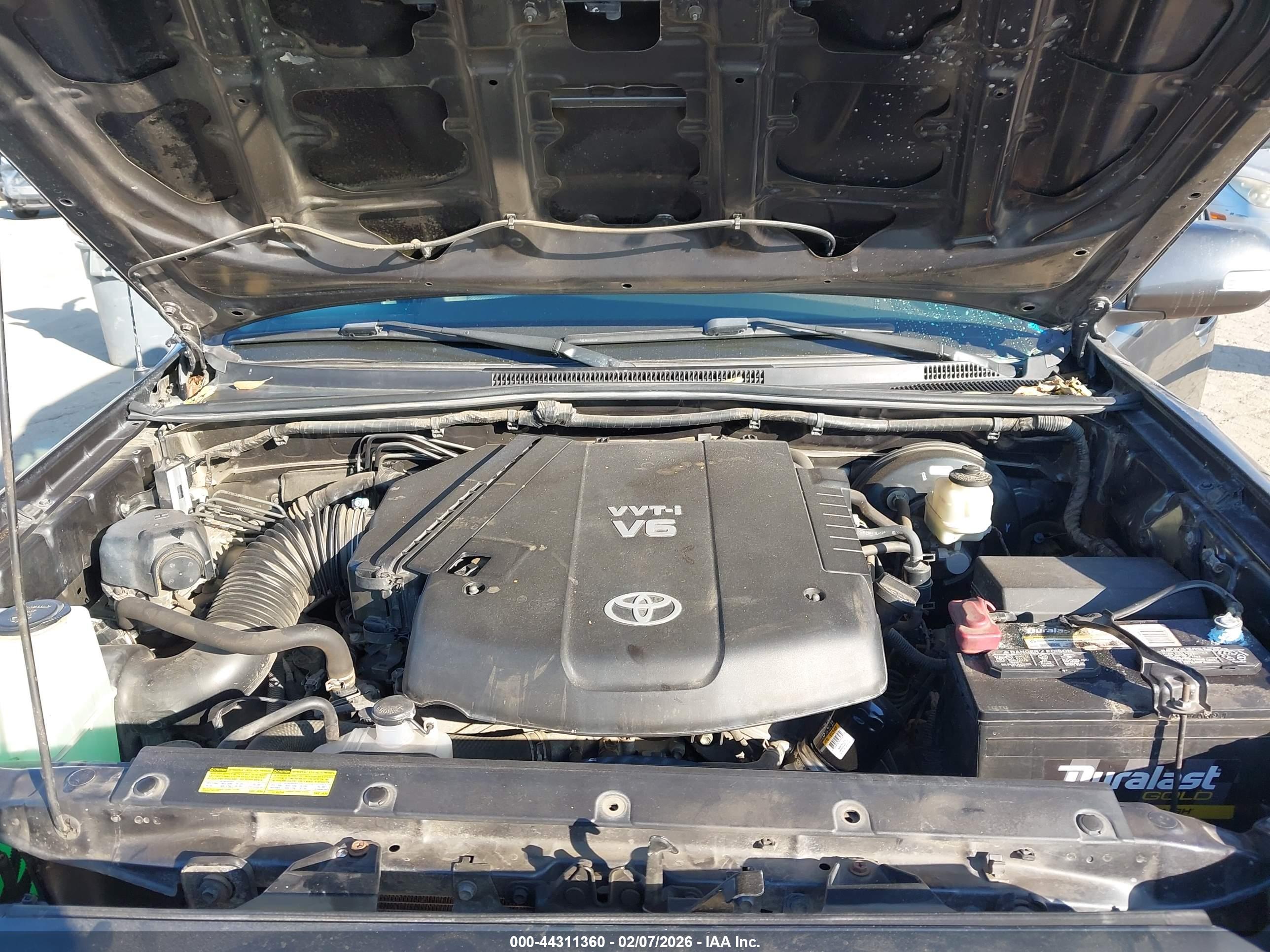 TOYOTA TACOMA image 10