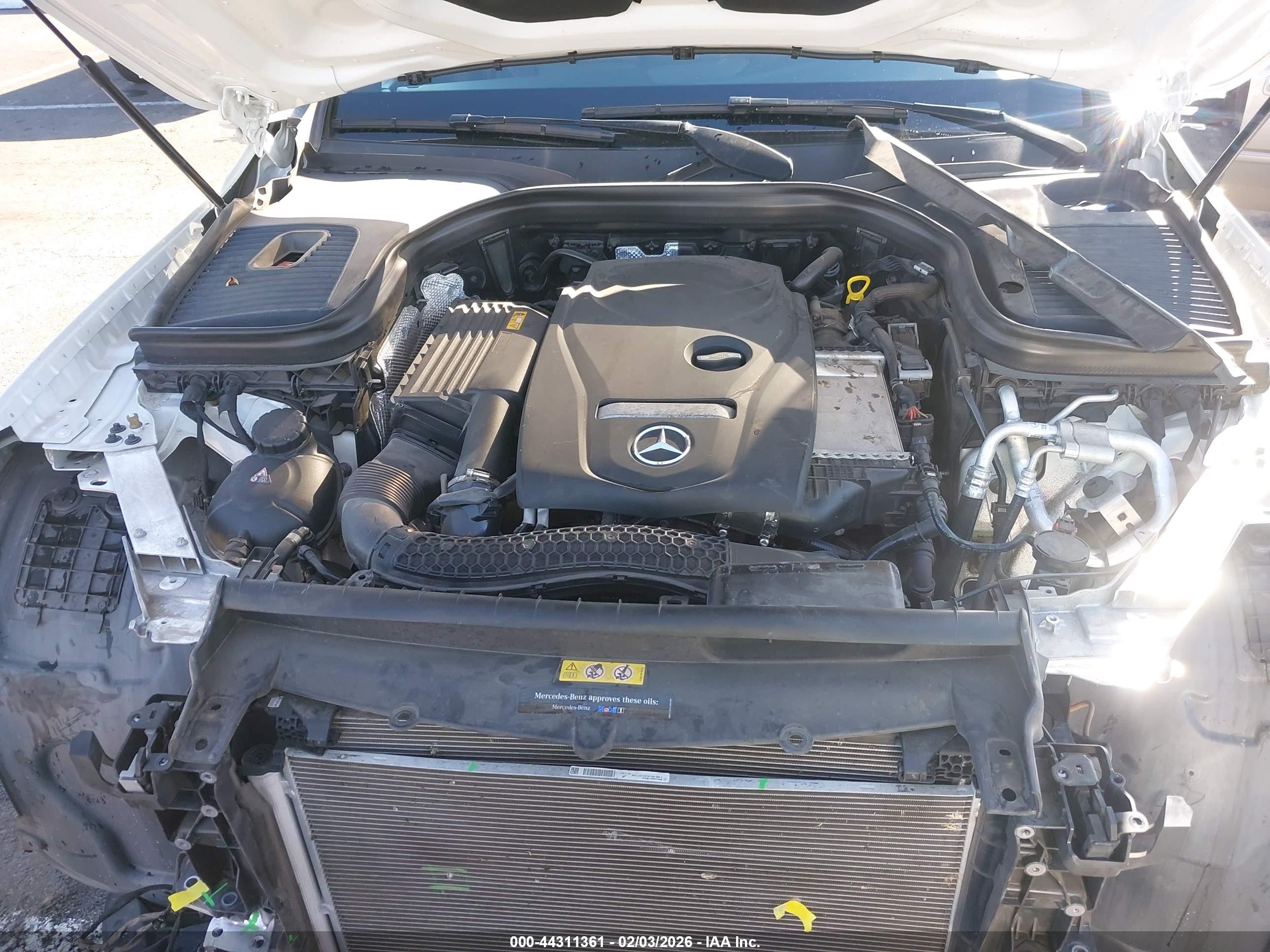 MERCEDES-BENZ GLC image 10