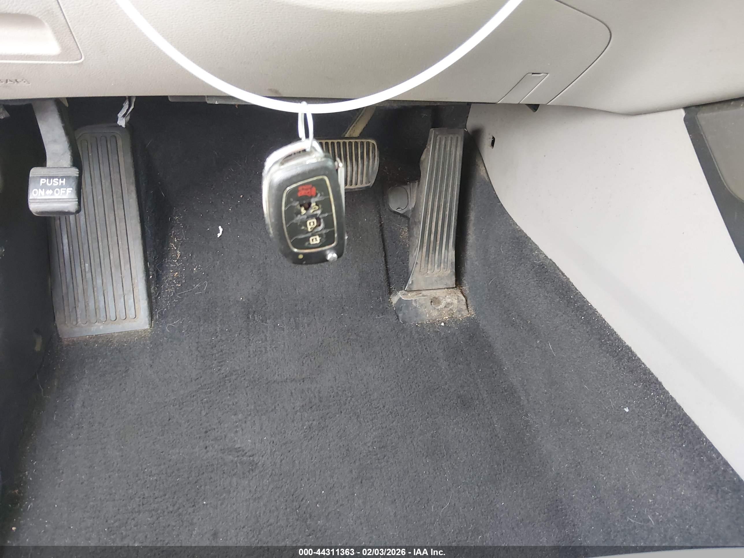 HYUNDAI SONATA image 11