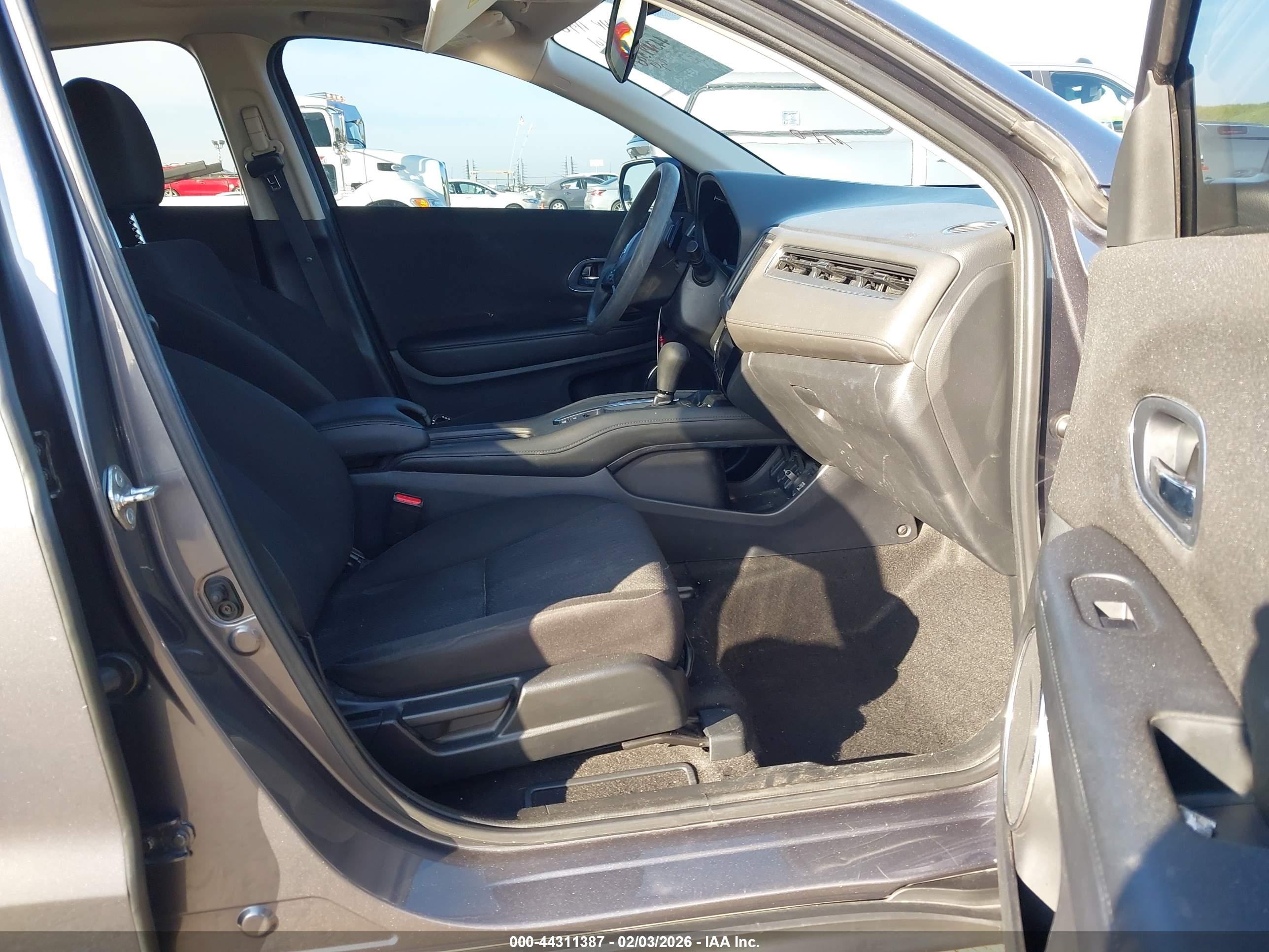 HONDA HR-V image 5