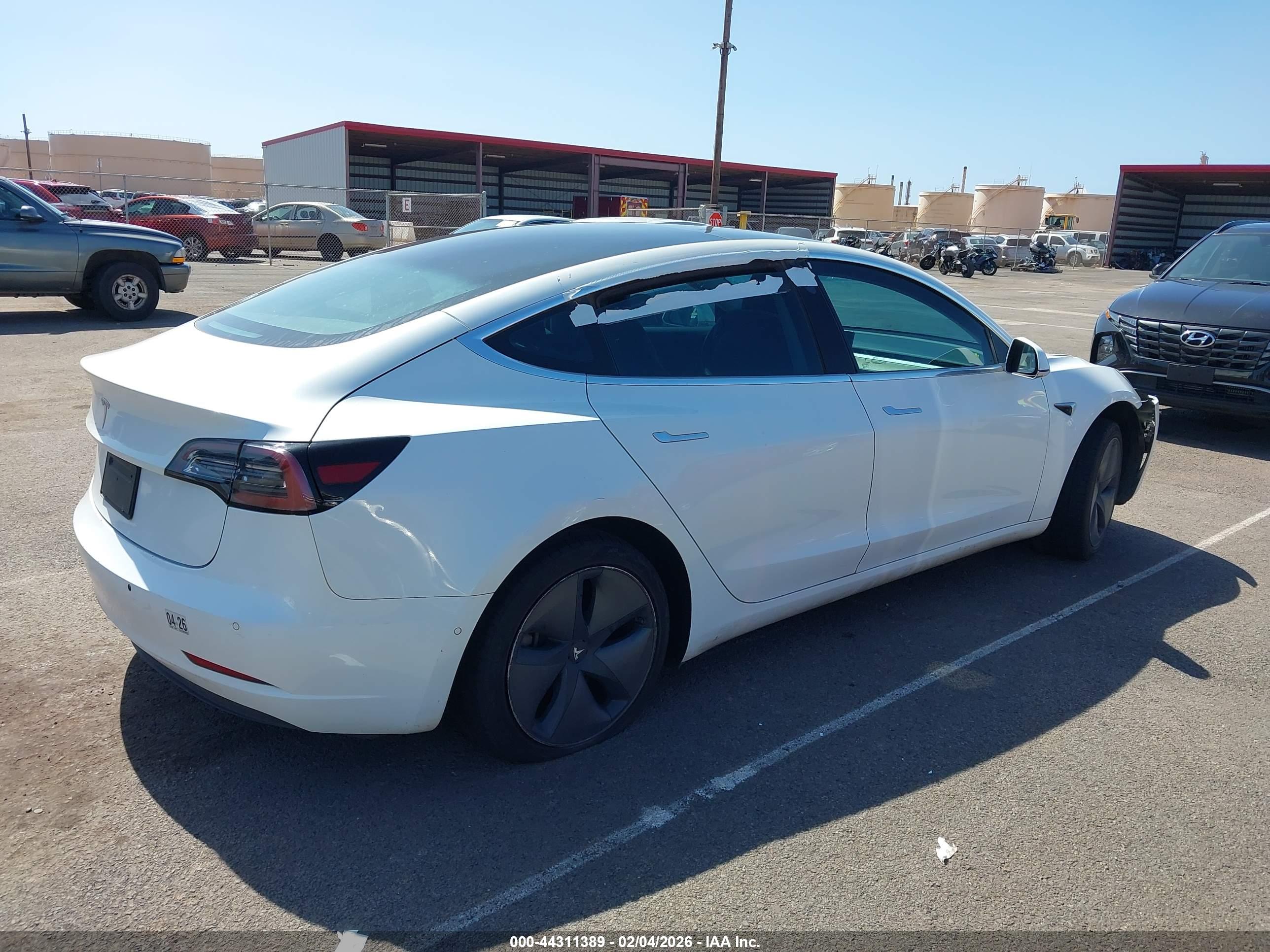 TESLA MODEL image 4