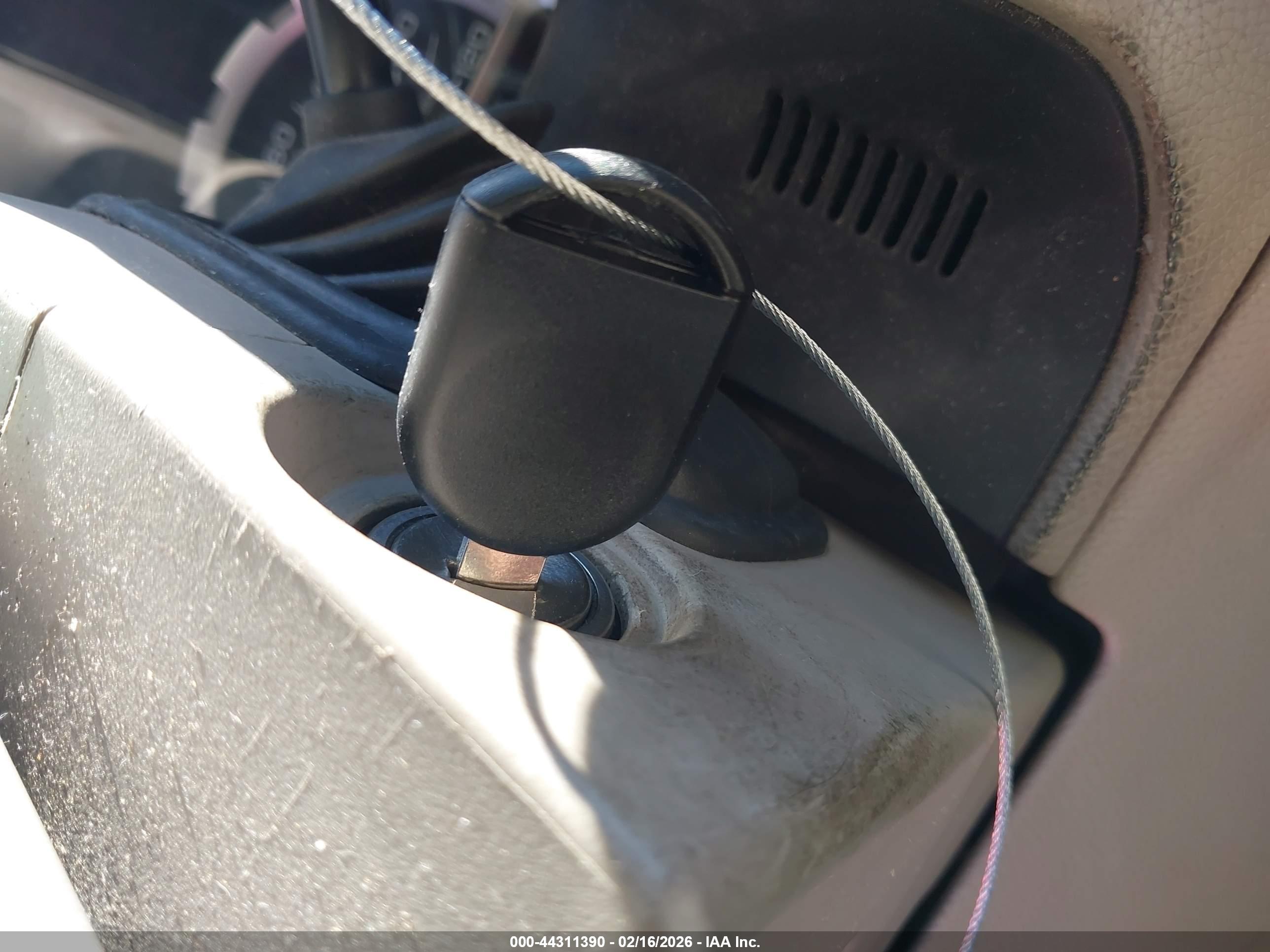 FORD EXPEDITION image 11