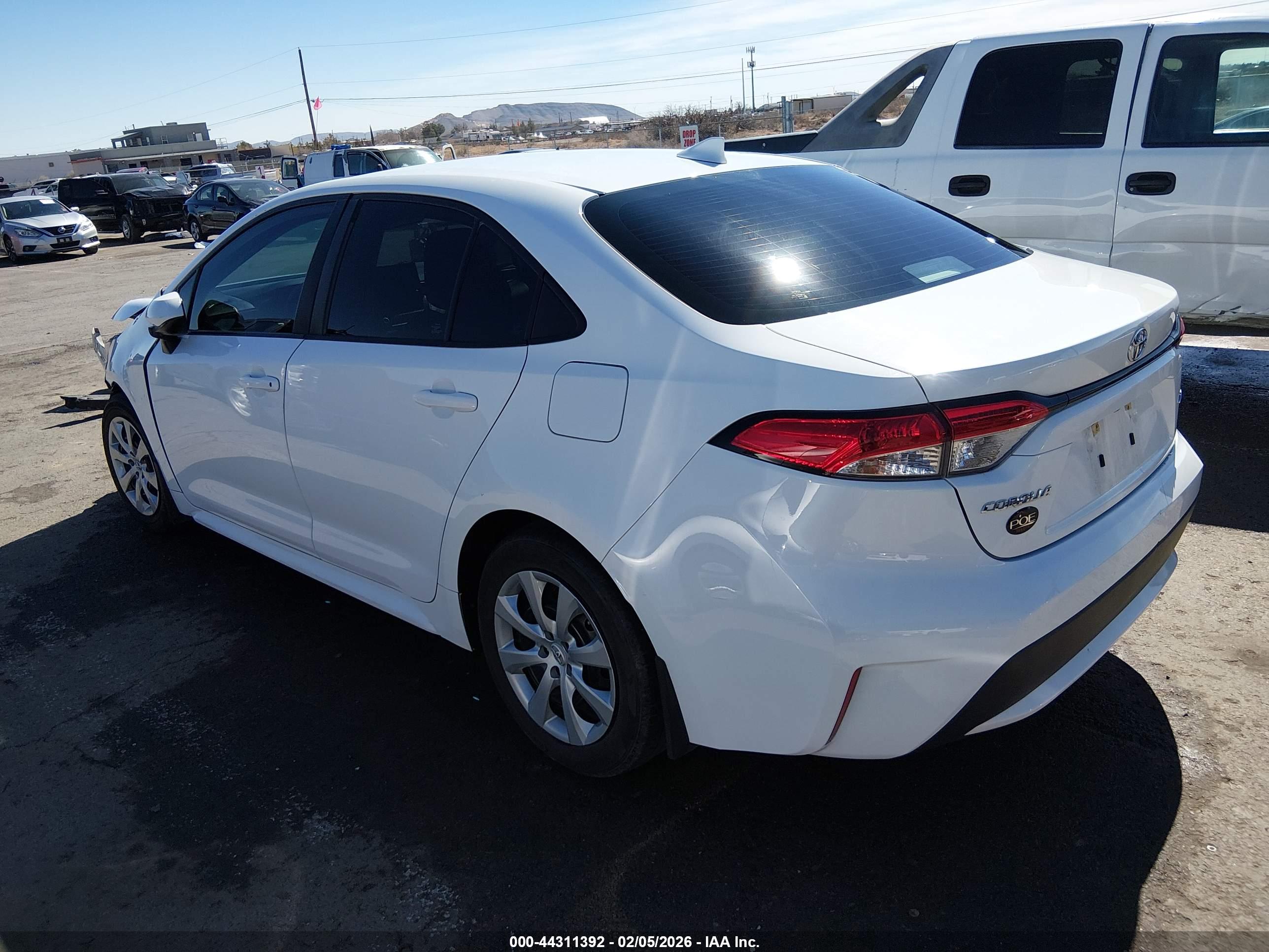 TOYOTA COROLLA image 3