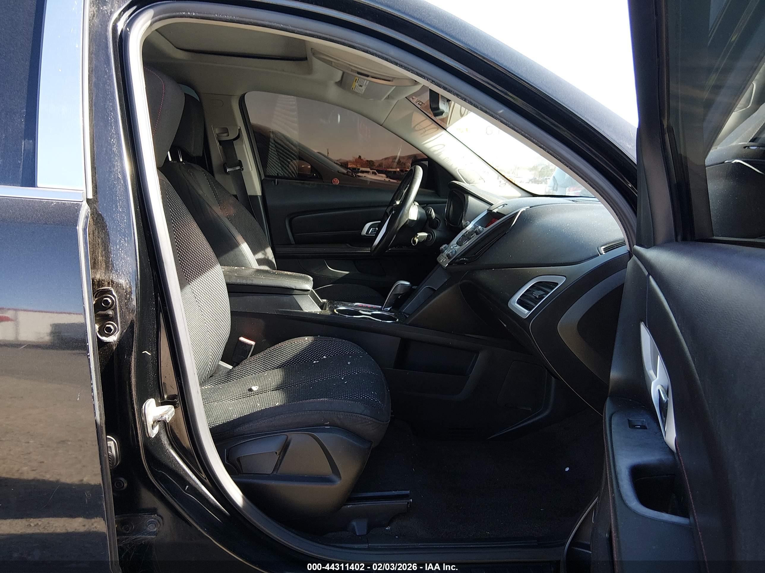 GMC TERRAIN image 5
