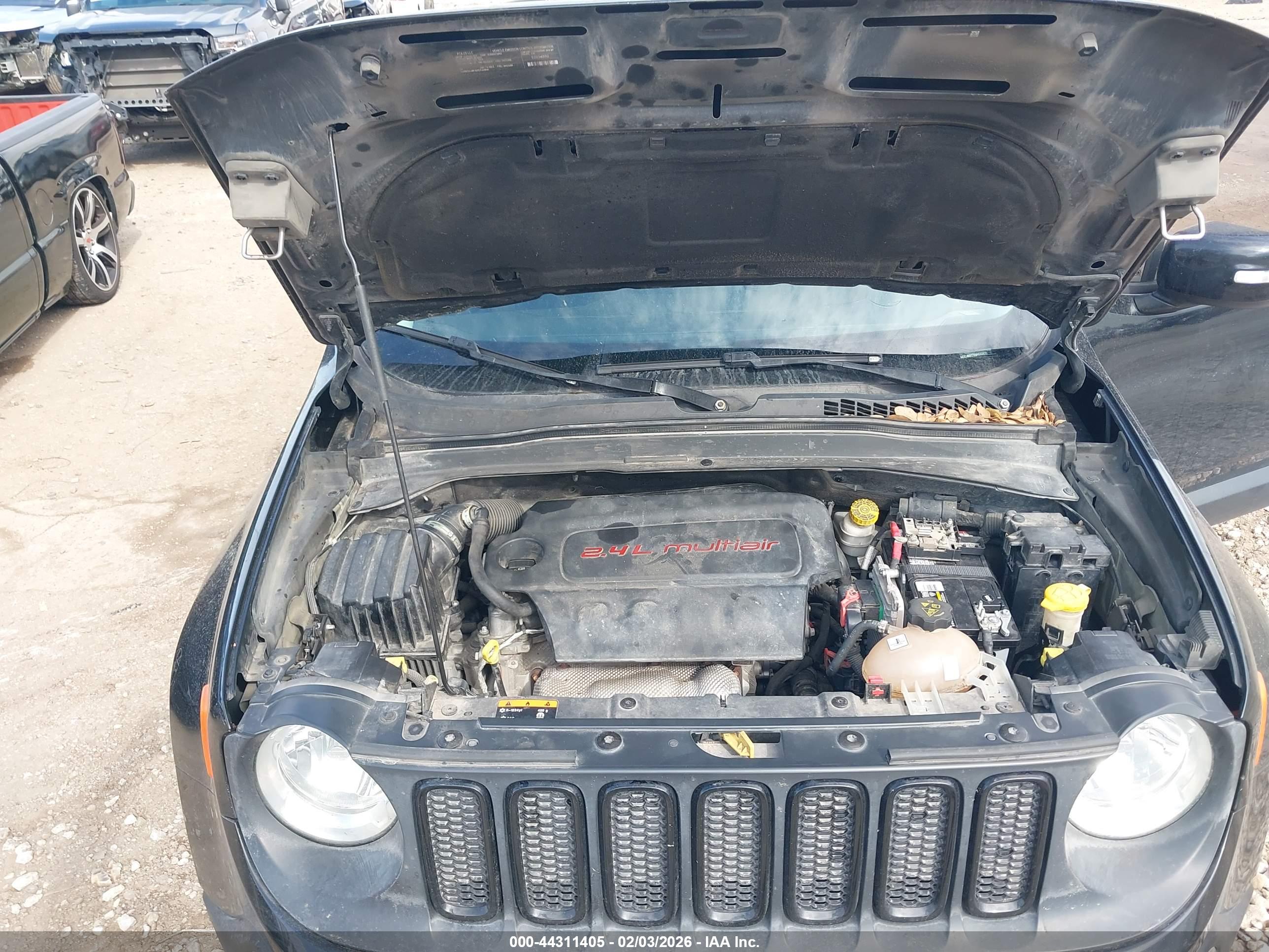 JEEP RENEGADE image 10