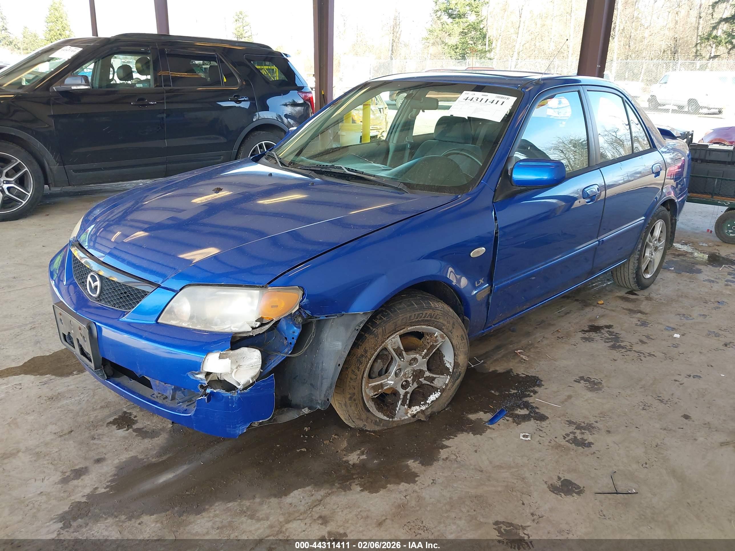 MAZDA PROTEGE image 2