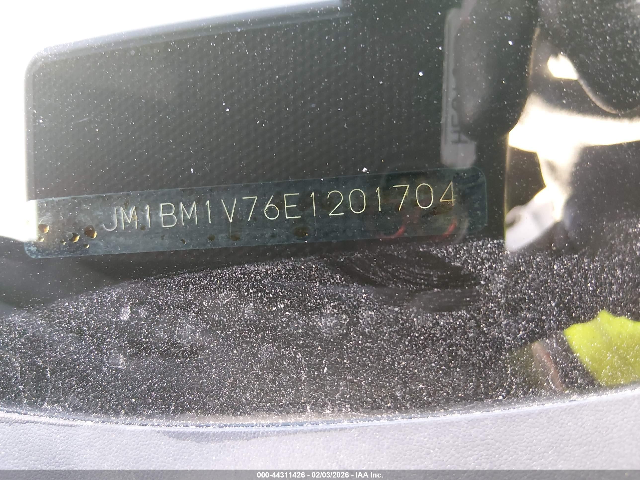 MAZDA MAZDA3 image 9