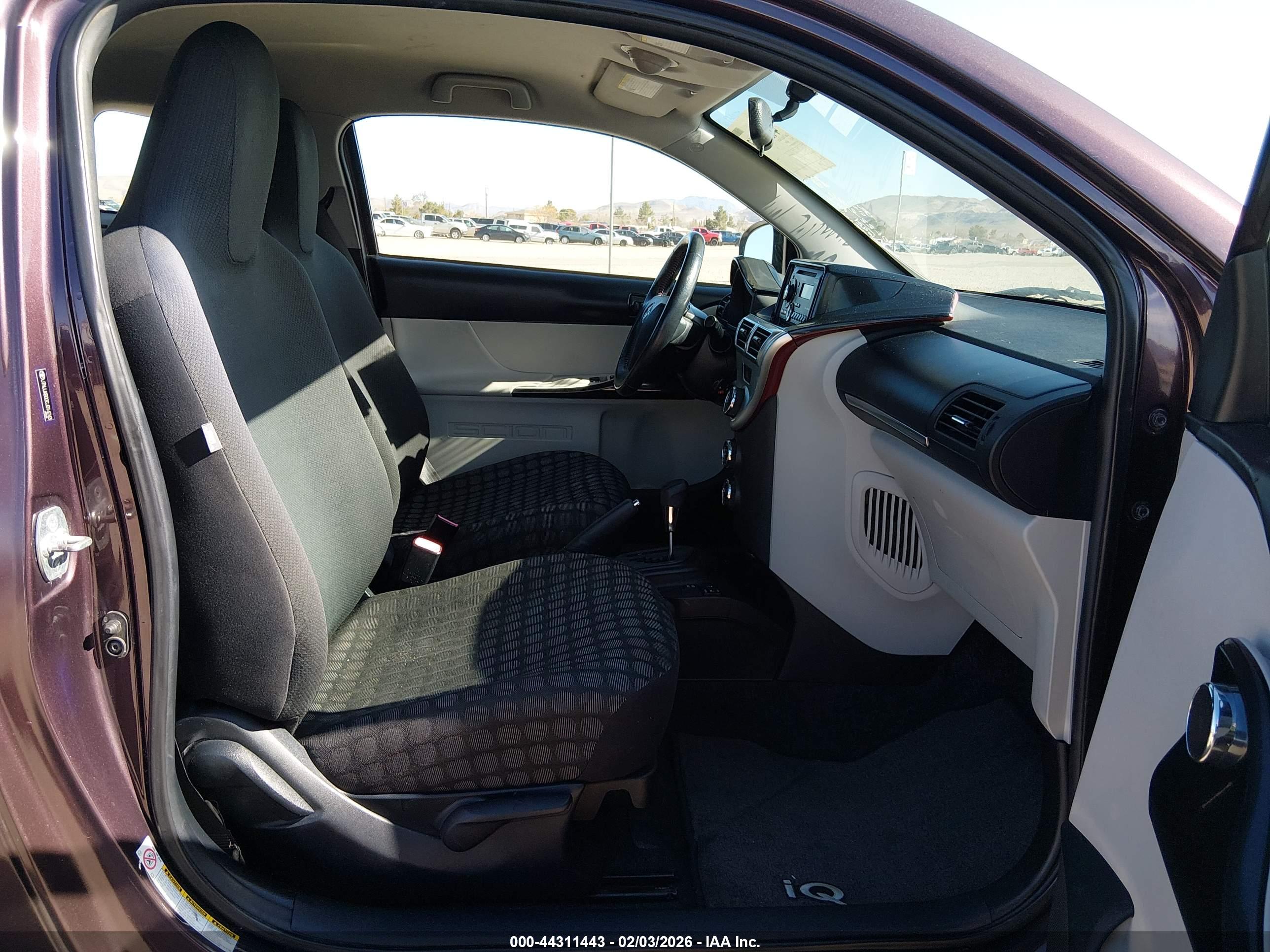 SCION IQ image 5