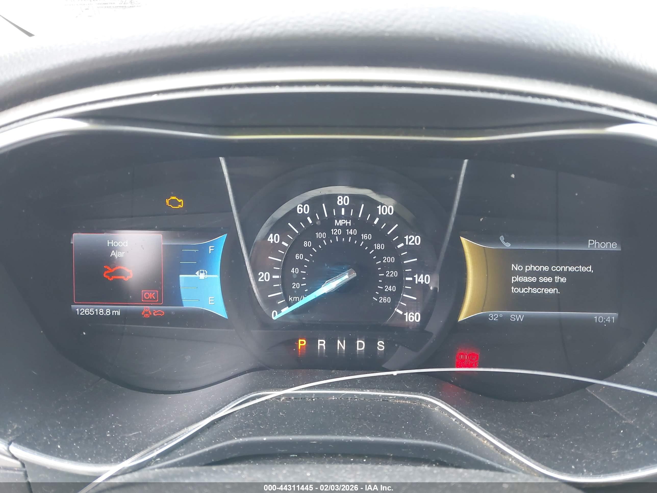 FORD FUSION image 7