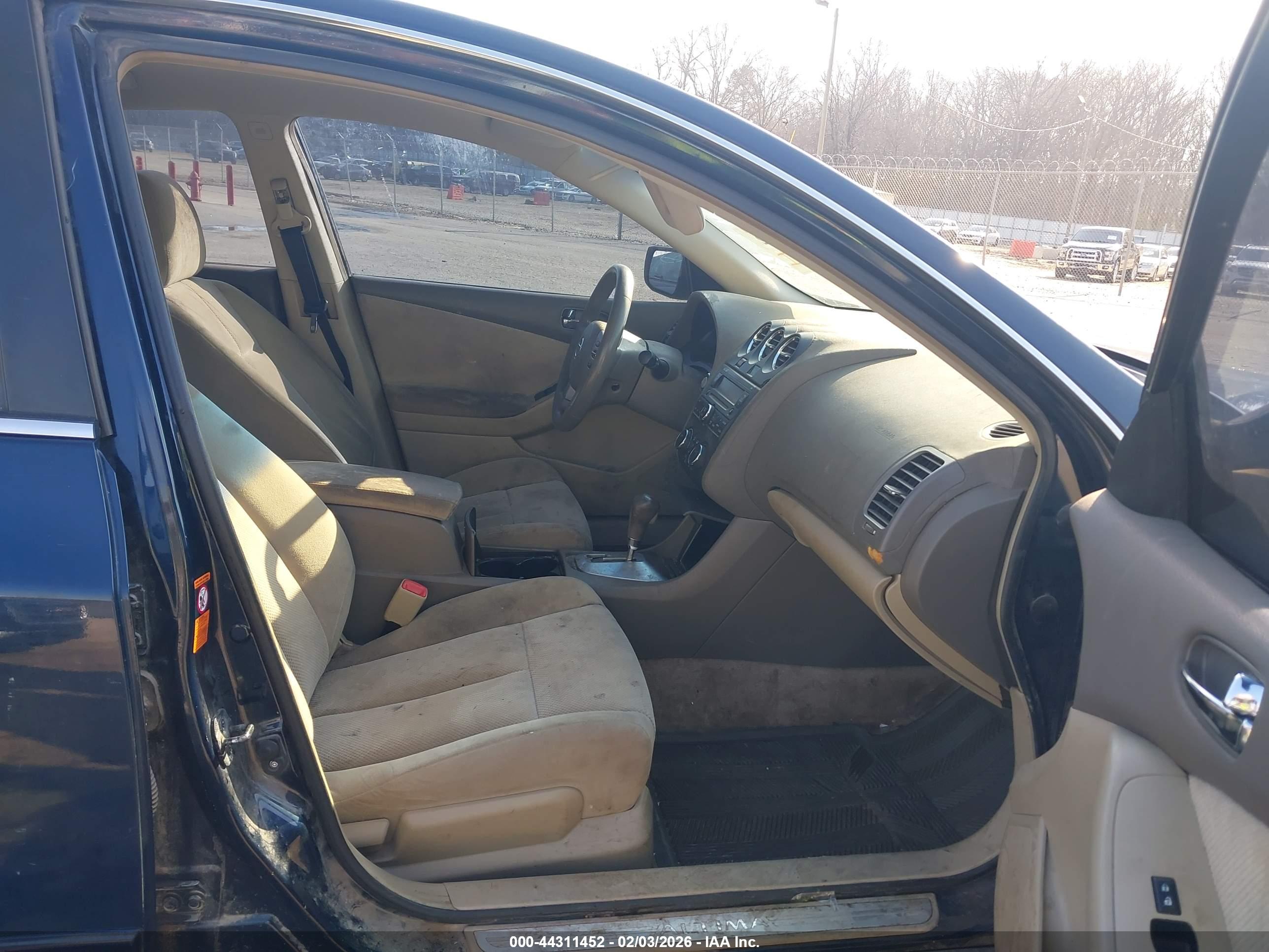 NISSAN ALTIMA image 5