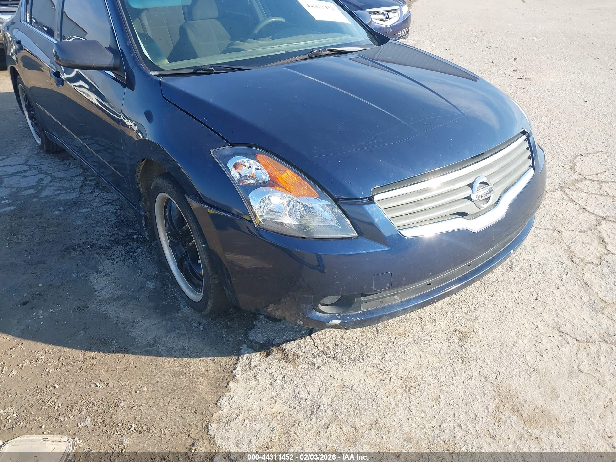 NISSAN ALTIMA image 6