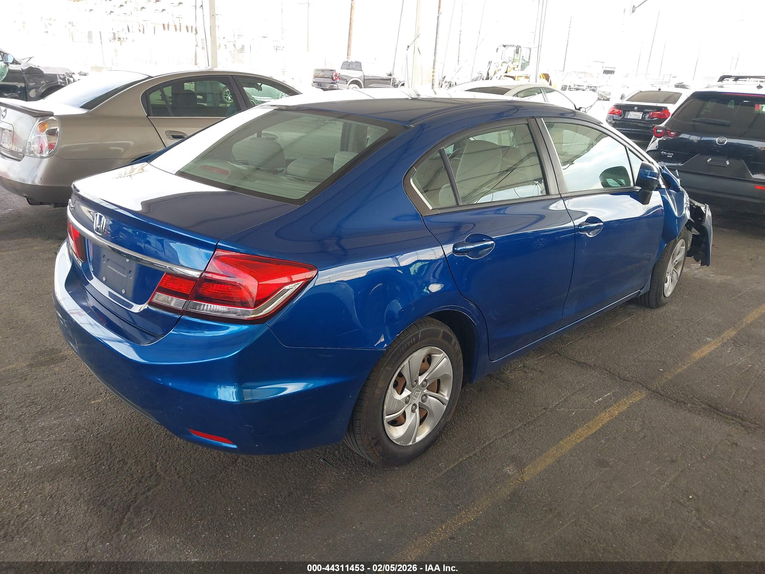 HONDA CIVIC image 4